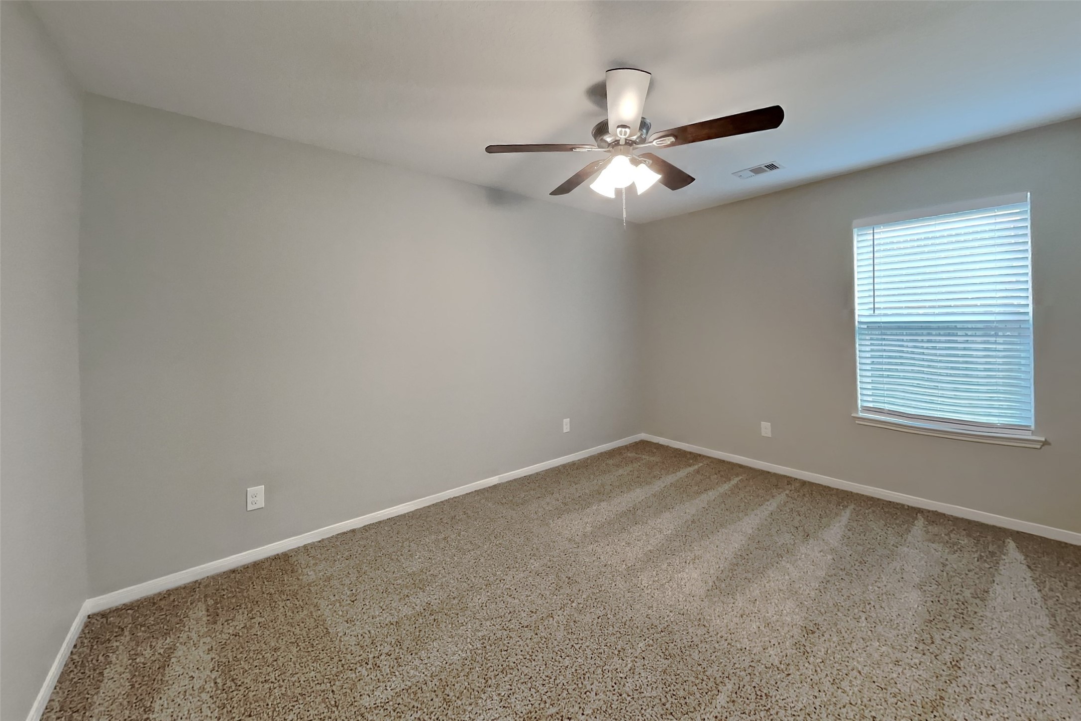 9909 Climbing Tree Street Property Photo 15