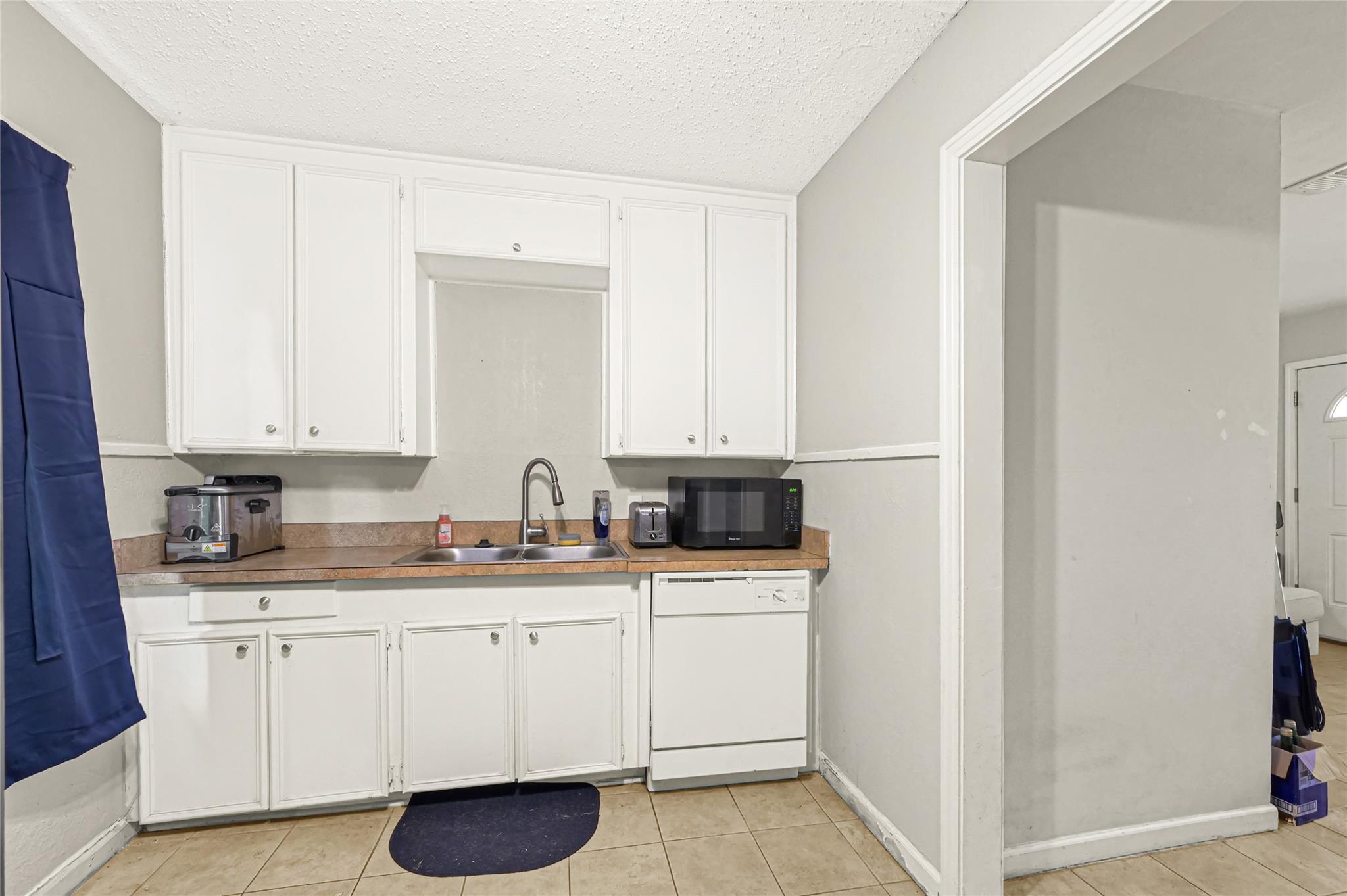 4223 Neal Street, Houston Tx 77017 Property Photo 7