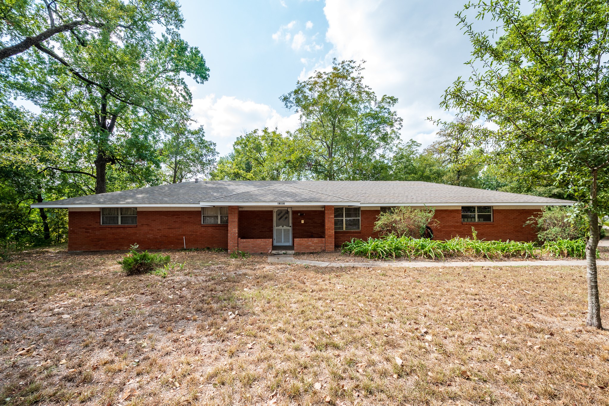 17427 W Strack Drive Property Photo 4