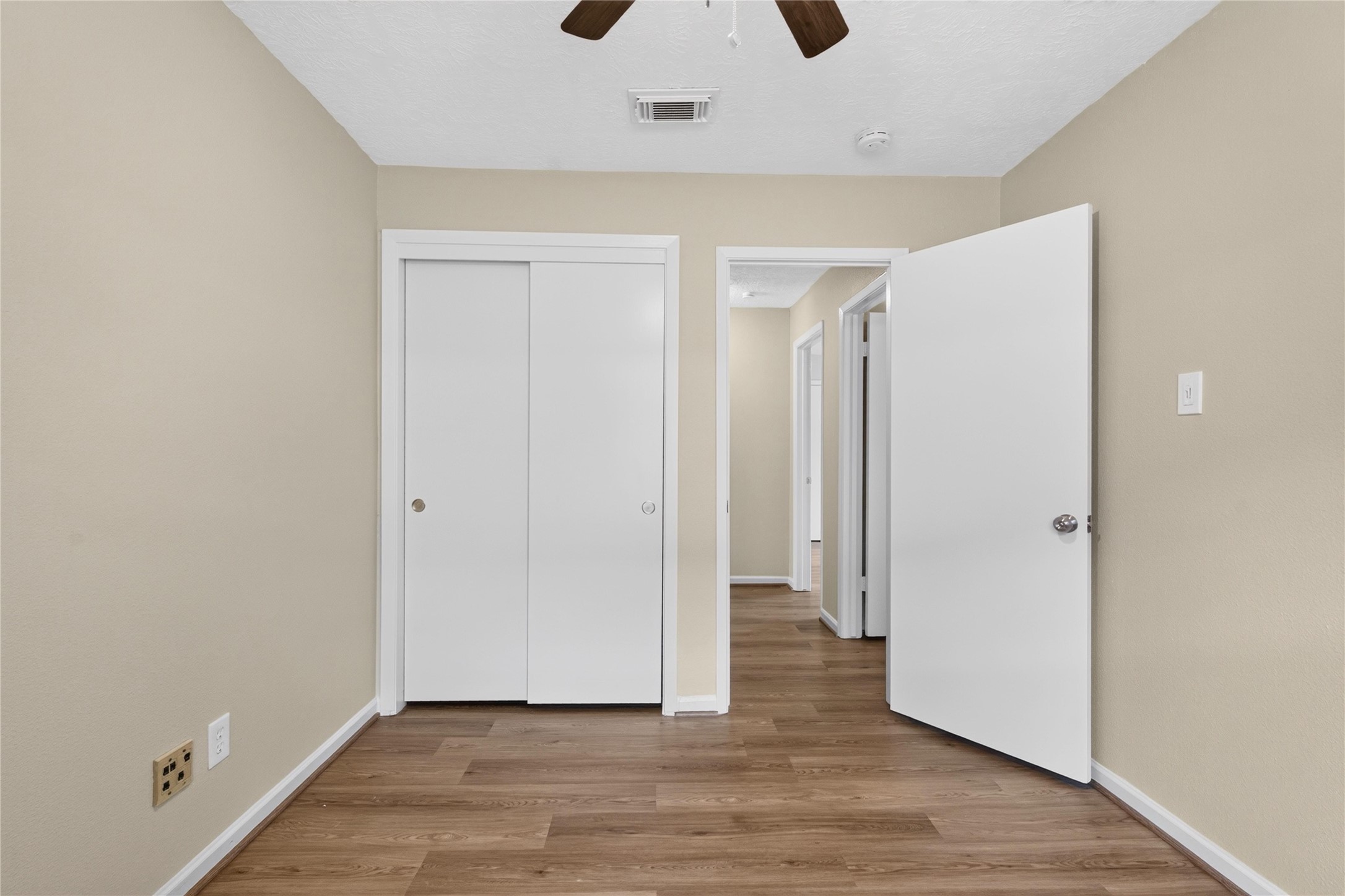 3802 Farlan Lane Property Photo 13