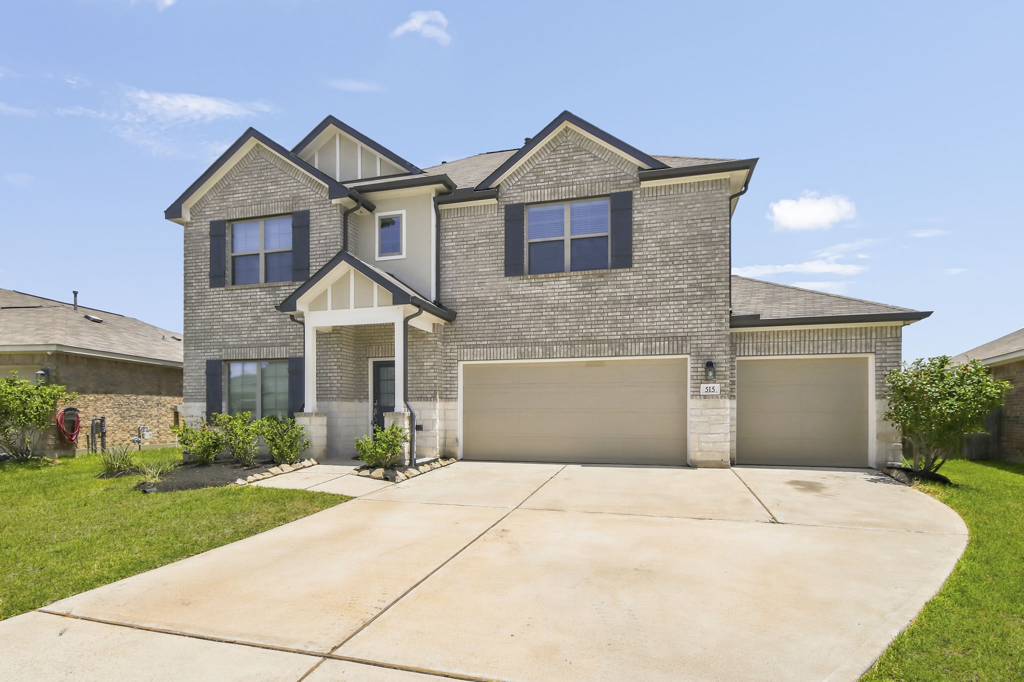 515 High Holly Circle Property Photo 2