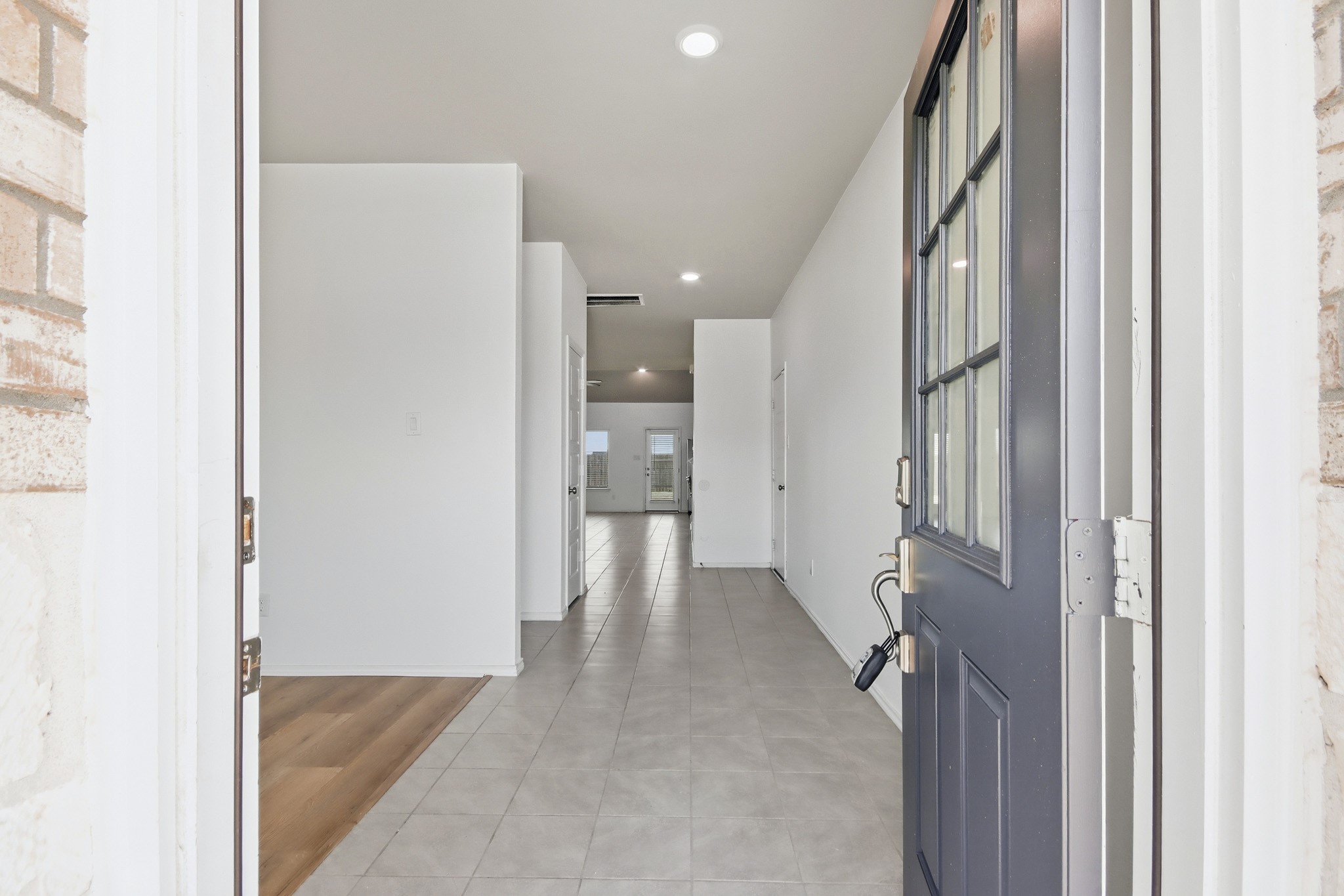 515 High Holly Circle Property Photo 3