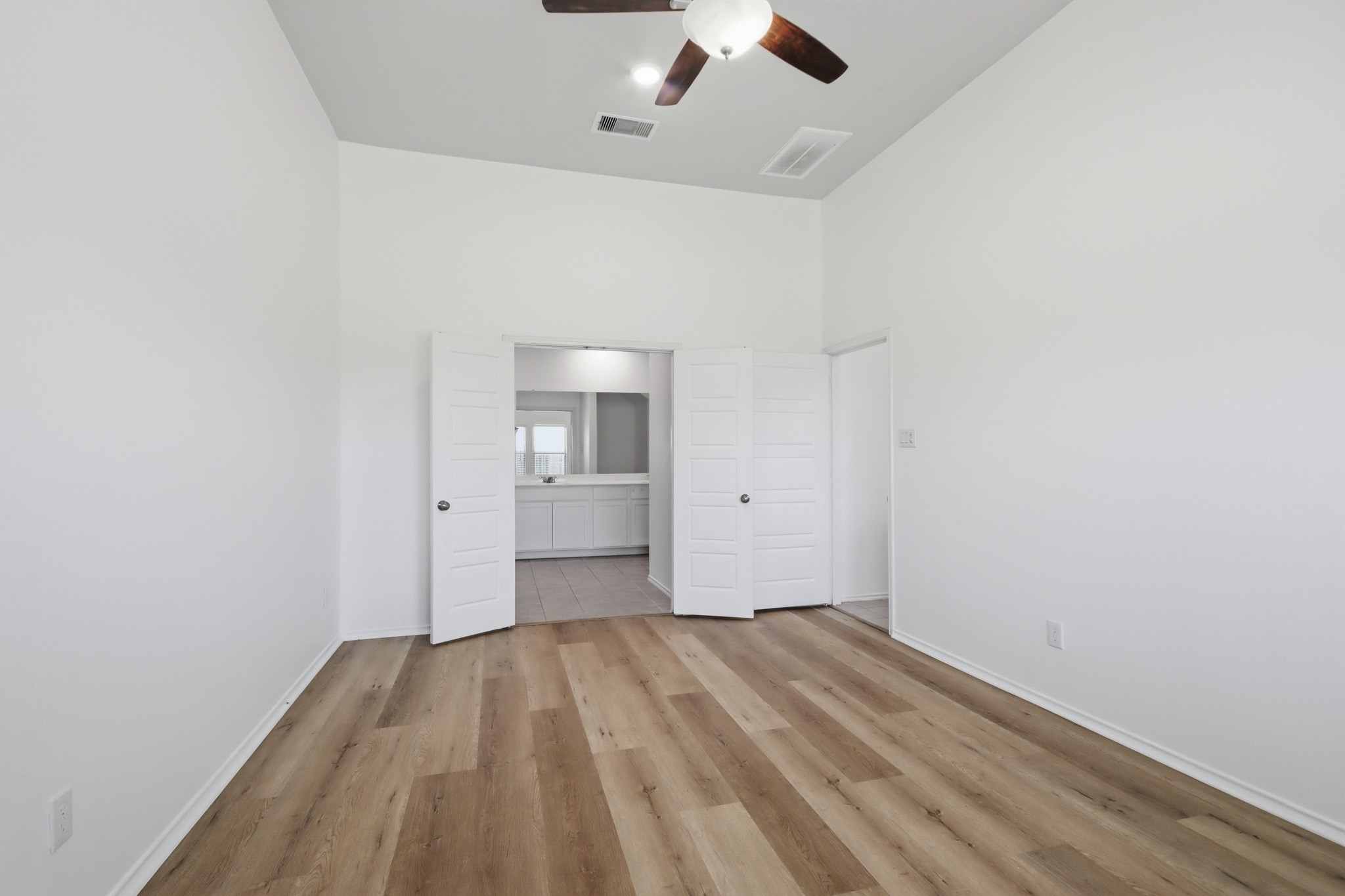 515 High Holly Circle Property Photo 12