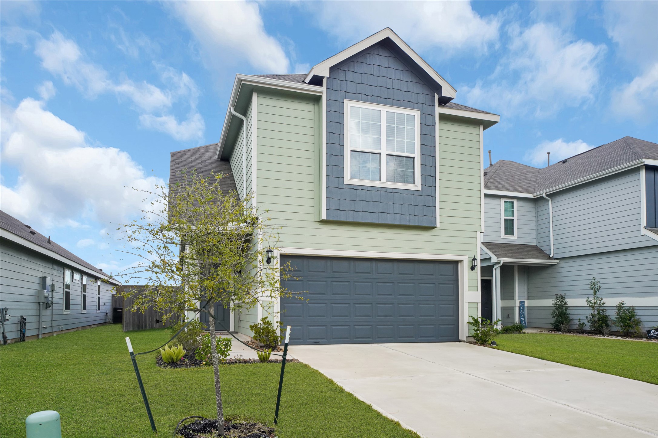 2542 Steelhead Drive Property Photo 2