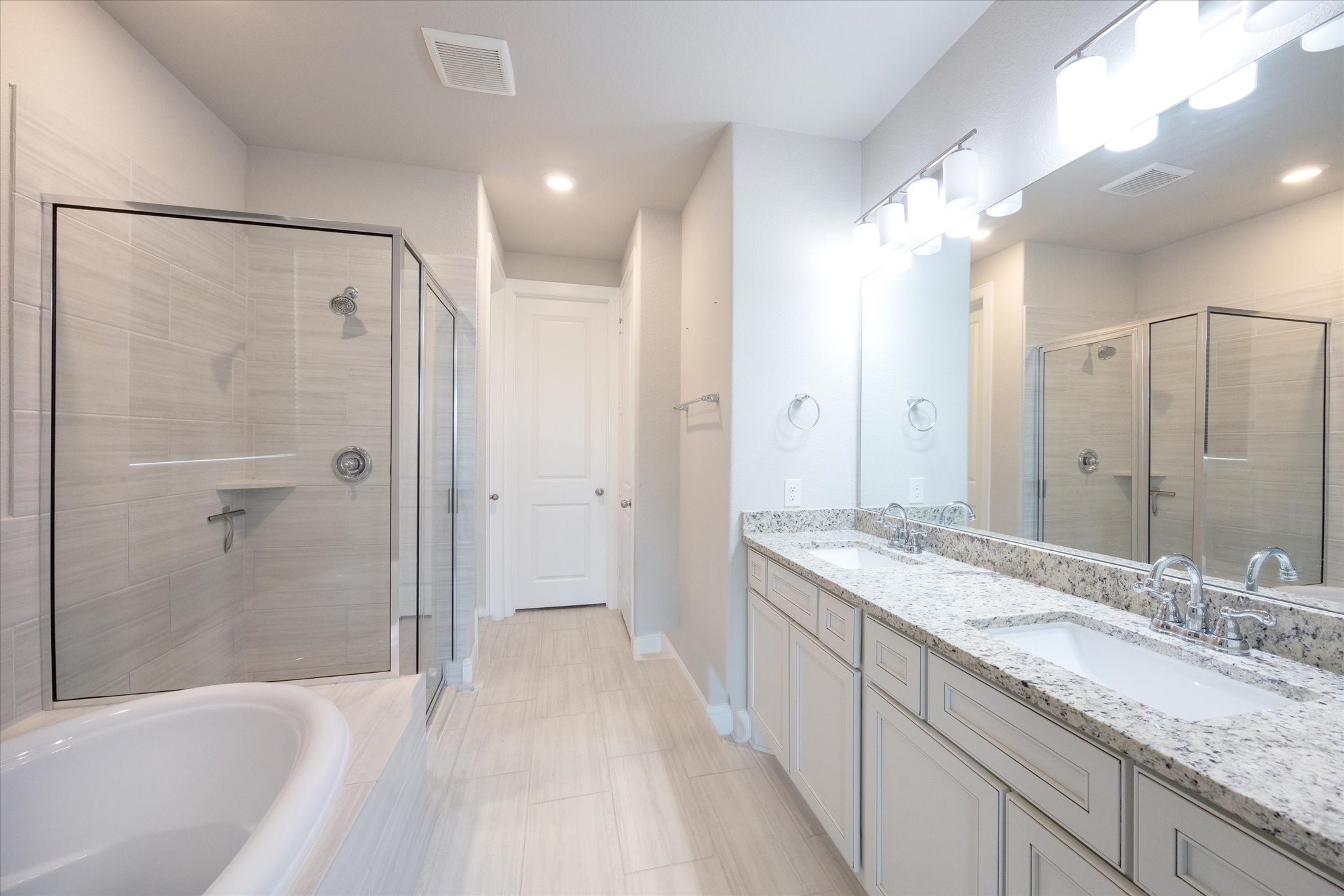 765 Ocean Palms Drive Property Photo 15