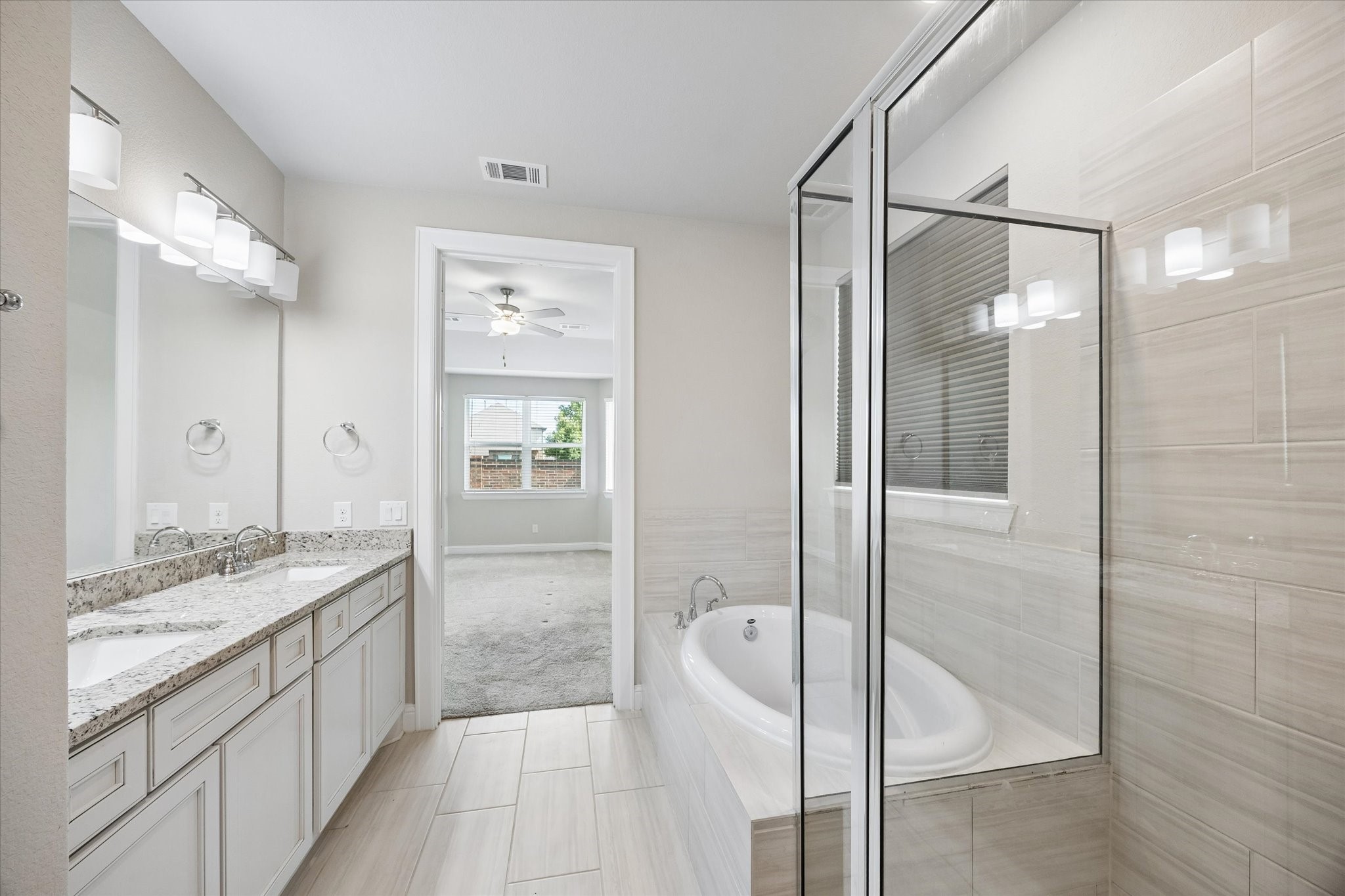 765 Ocean Palms Drive Property Photo 16