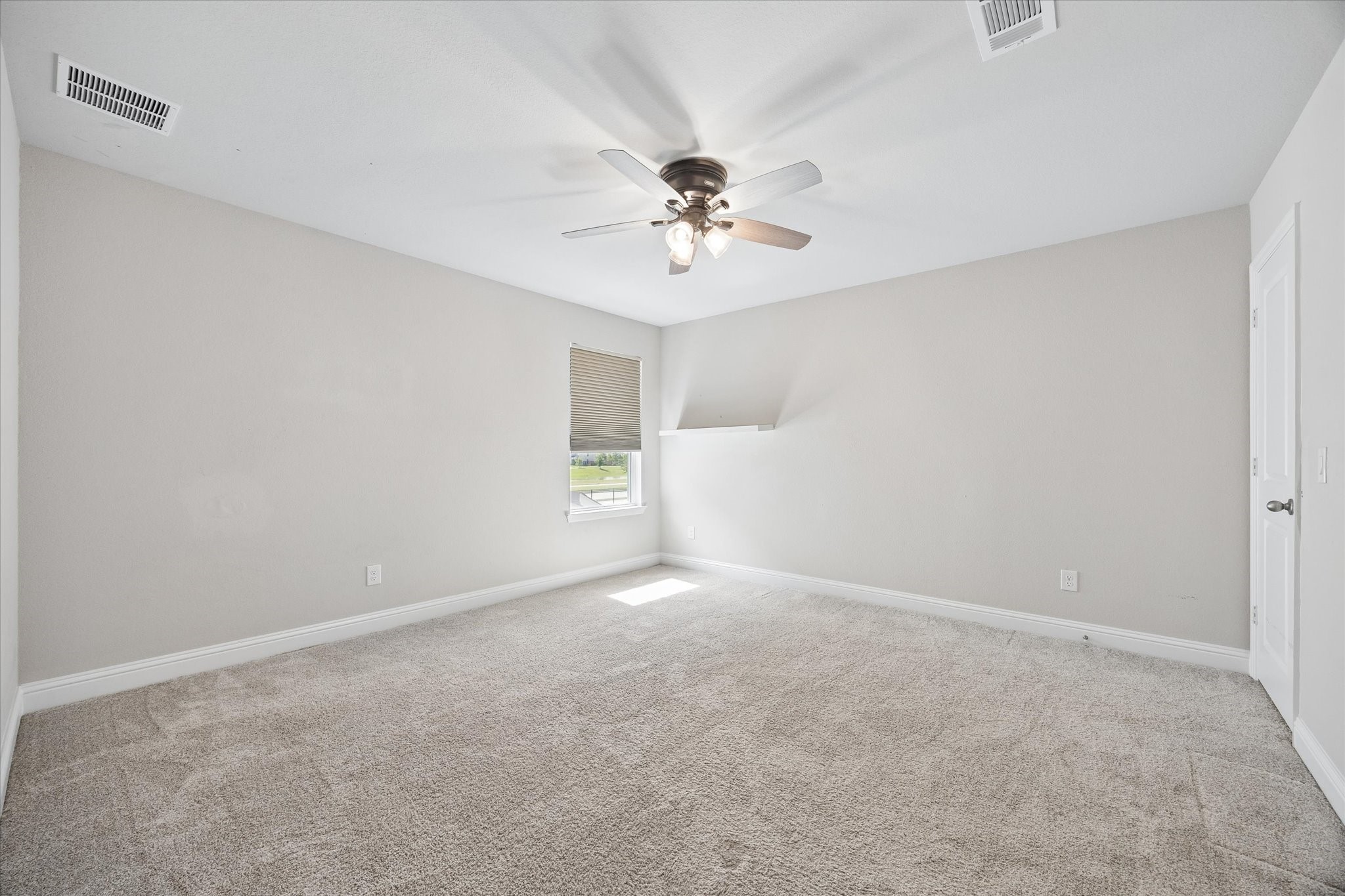 765 Ocean Palms Drive Property Photo 21