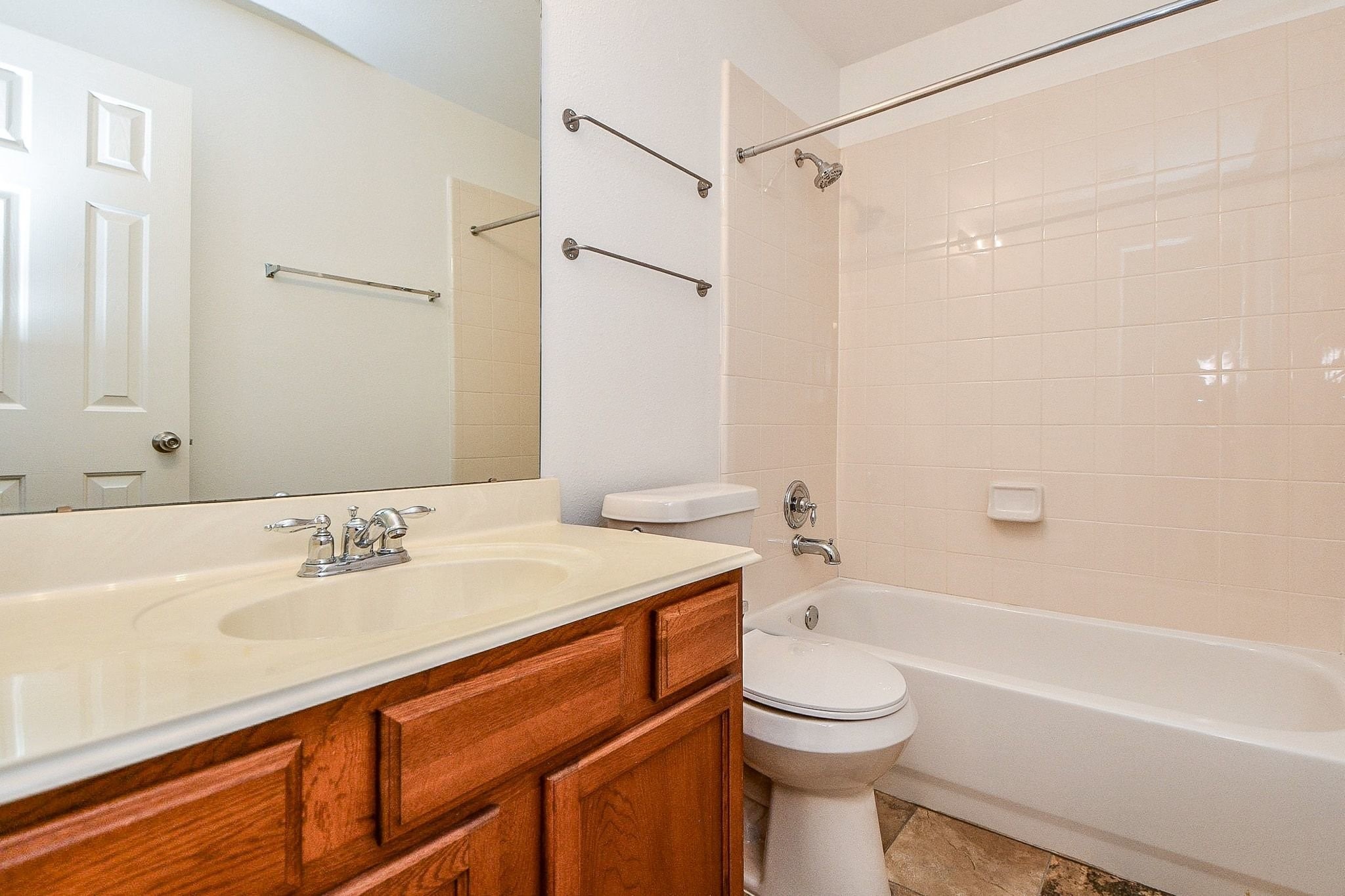 6011 Shadow Isle Lane Property Photo 18