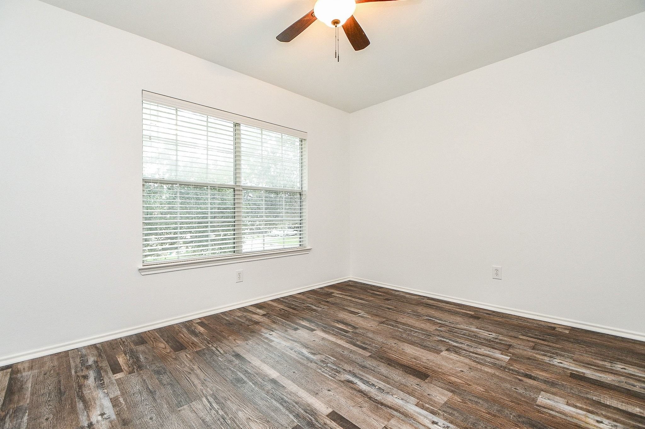 6011 Shadow Isle Lane Property Photo 22