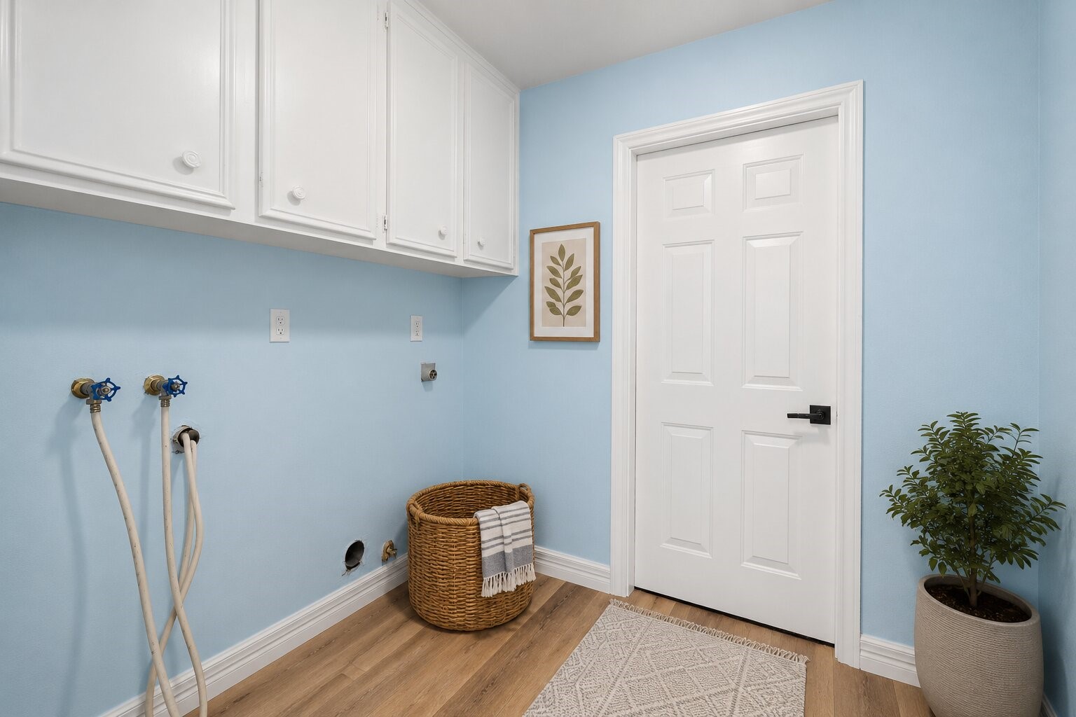 9438 Fuqua Street Property Photo 9