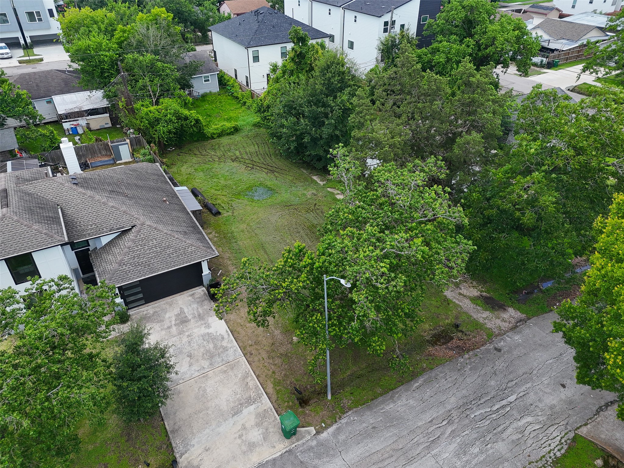 7008 Conley Street Property Photo 5