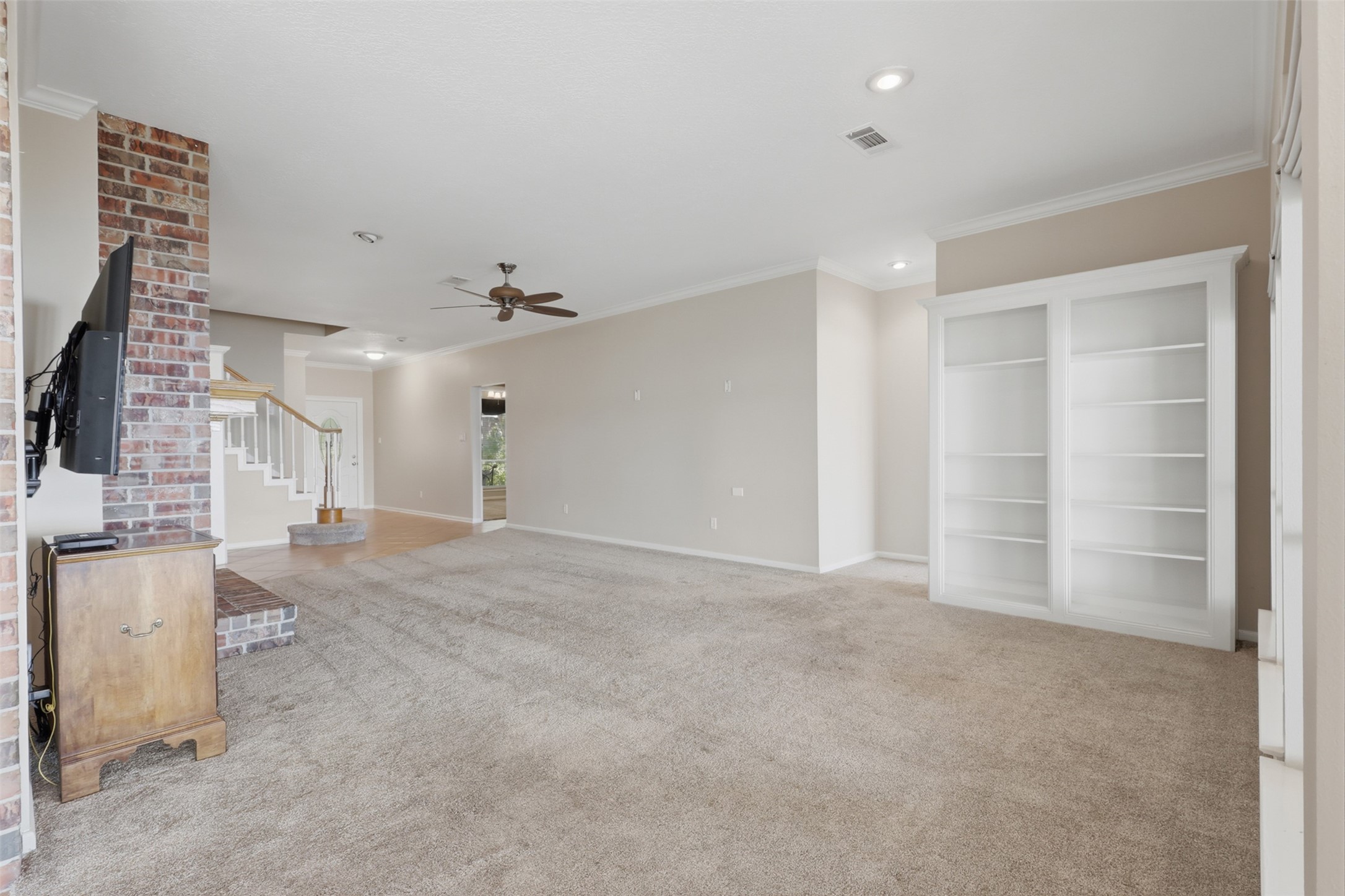 16457 Hunters Trail Property Photo 10
