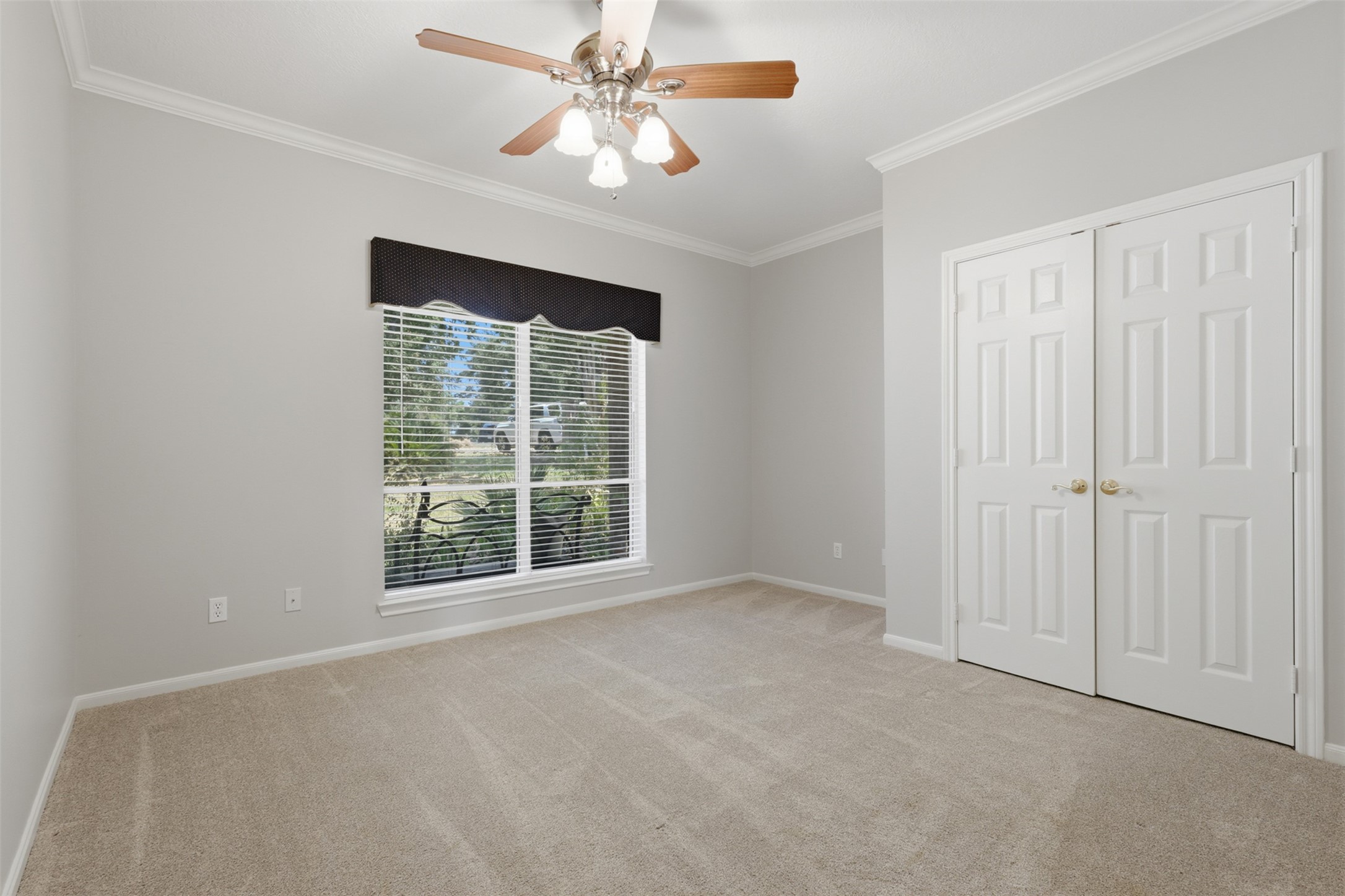 16457 Hunters Trail Property Photo 21
