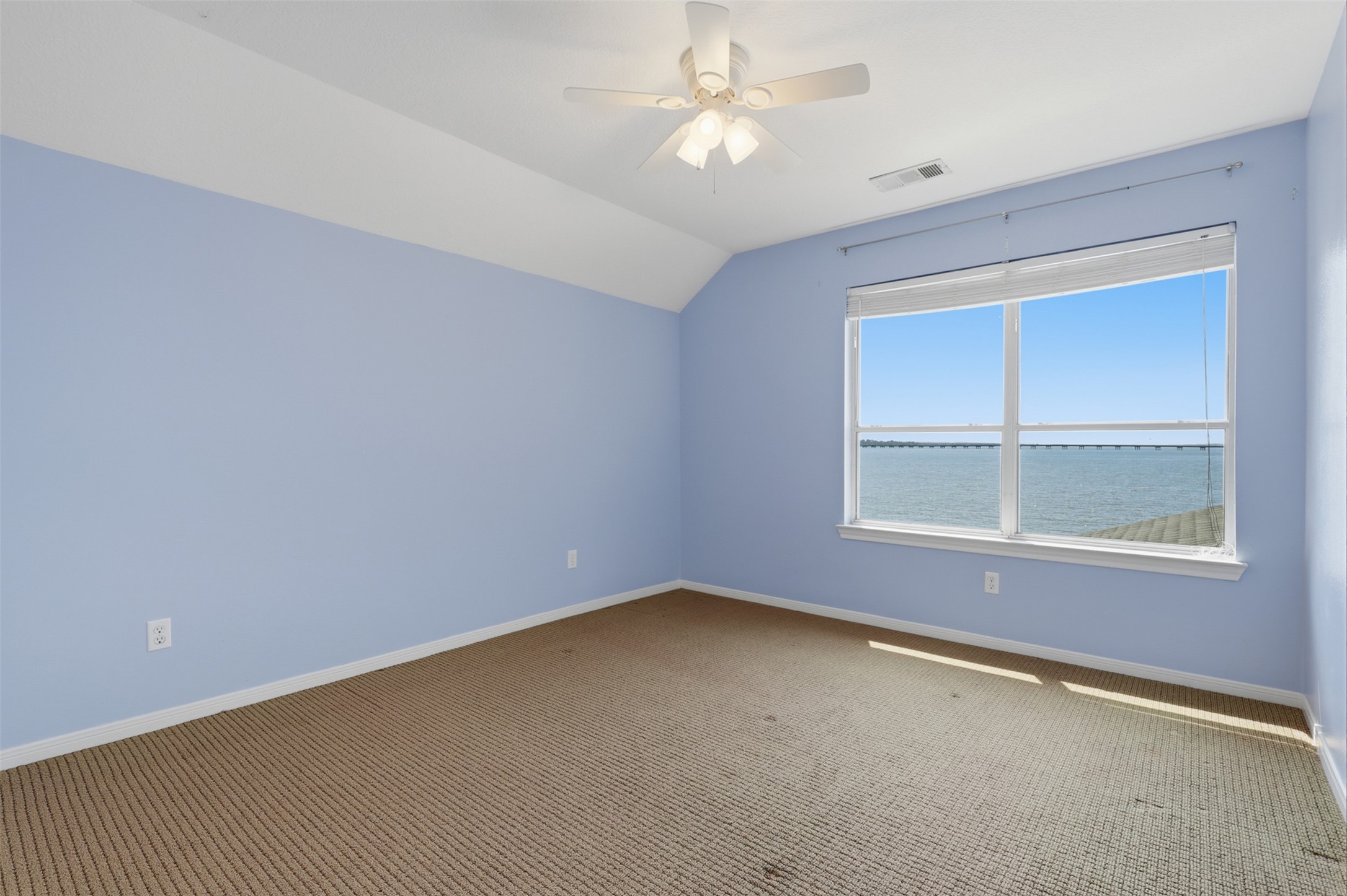 16457 Hunters Trail Property Photo 25