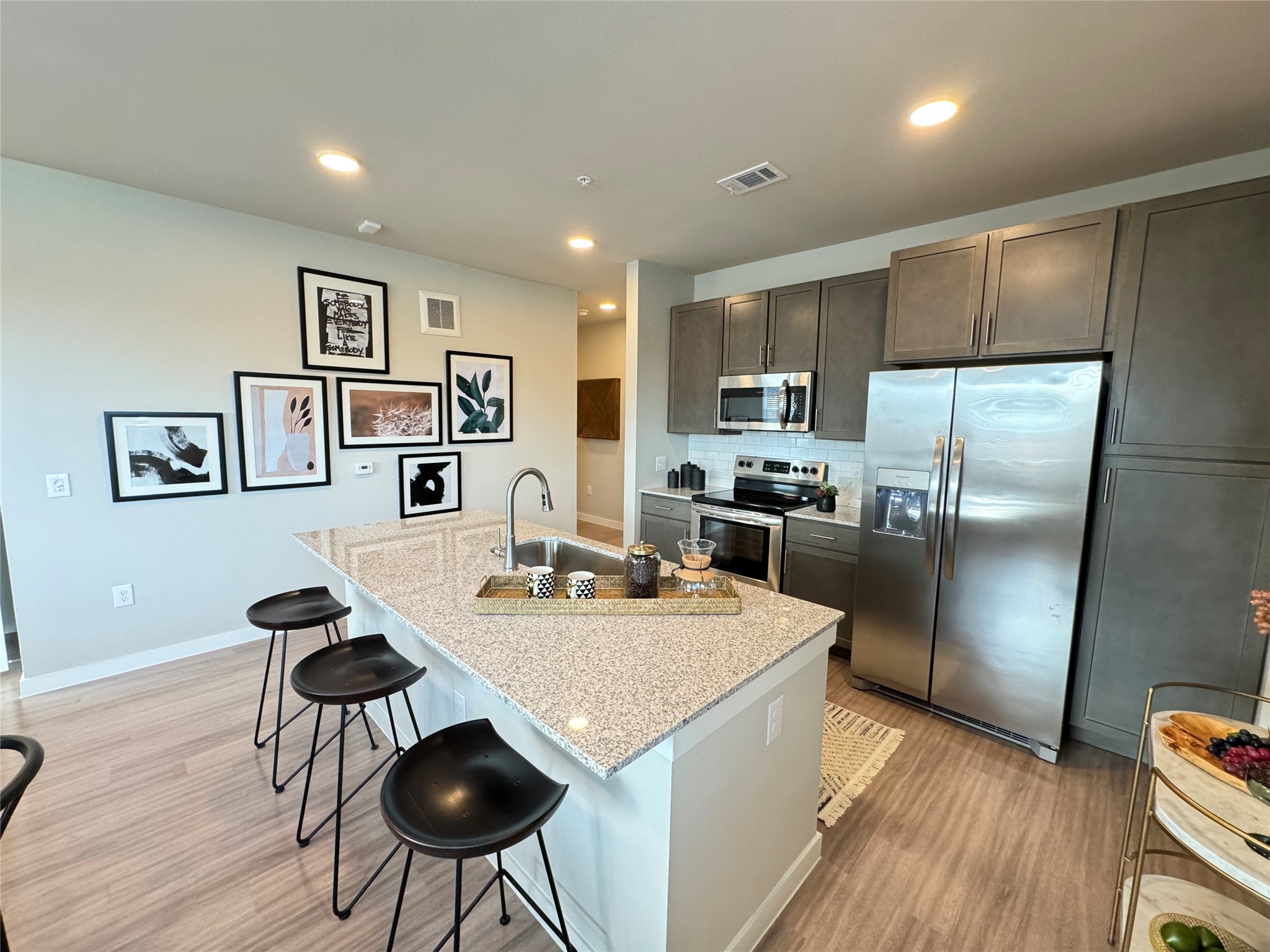 18300 Marvelous Place B1 Property Photo 2