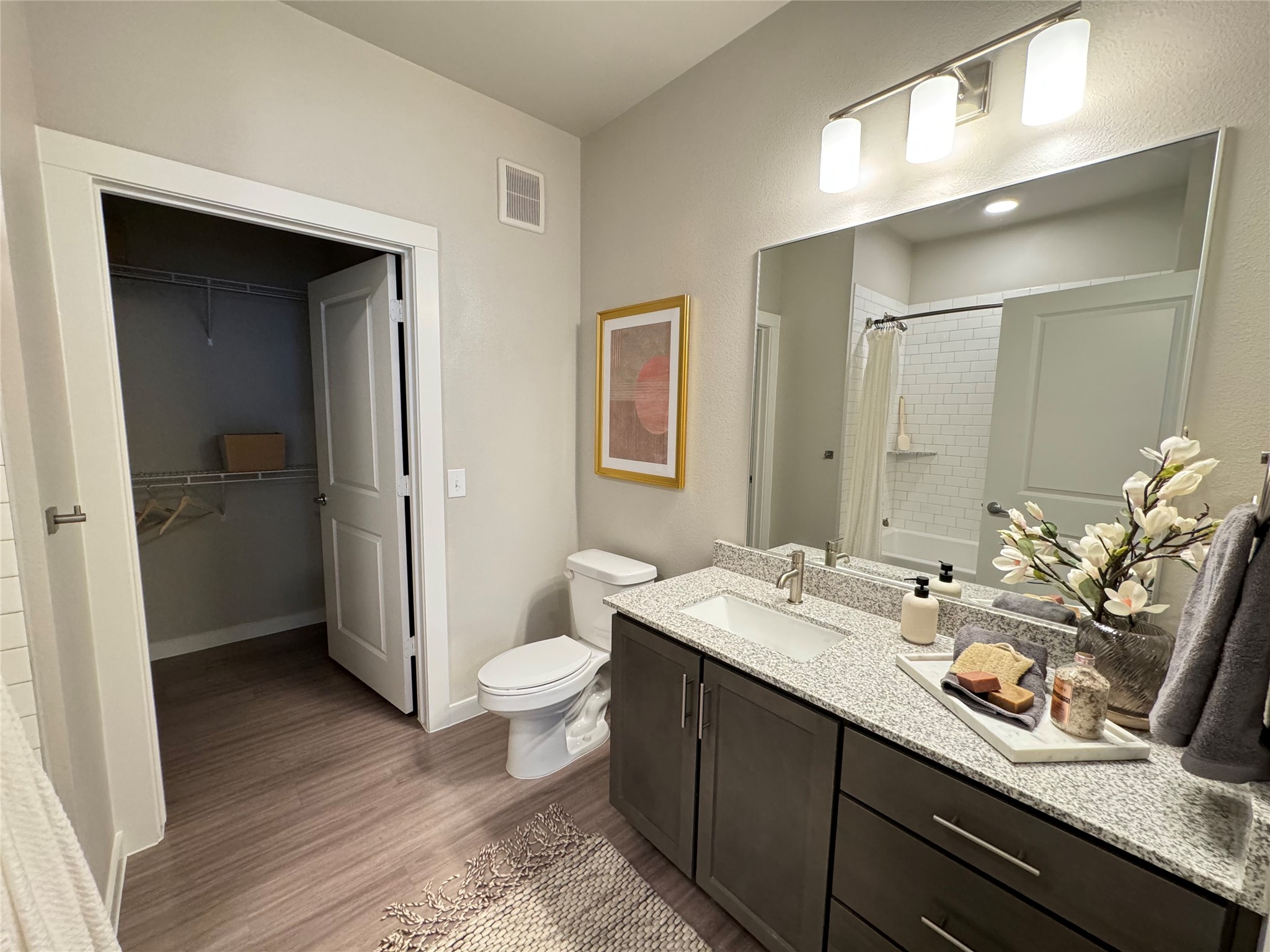 18300 Marvelous Place B1 Property Photo 8