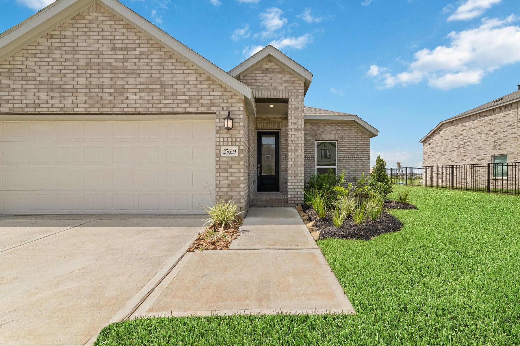 27619 Seascape Village Drive Property Photo 3