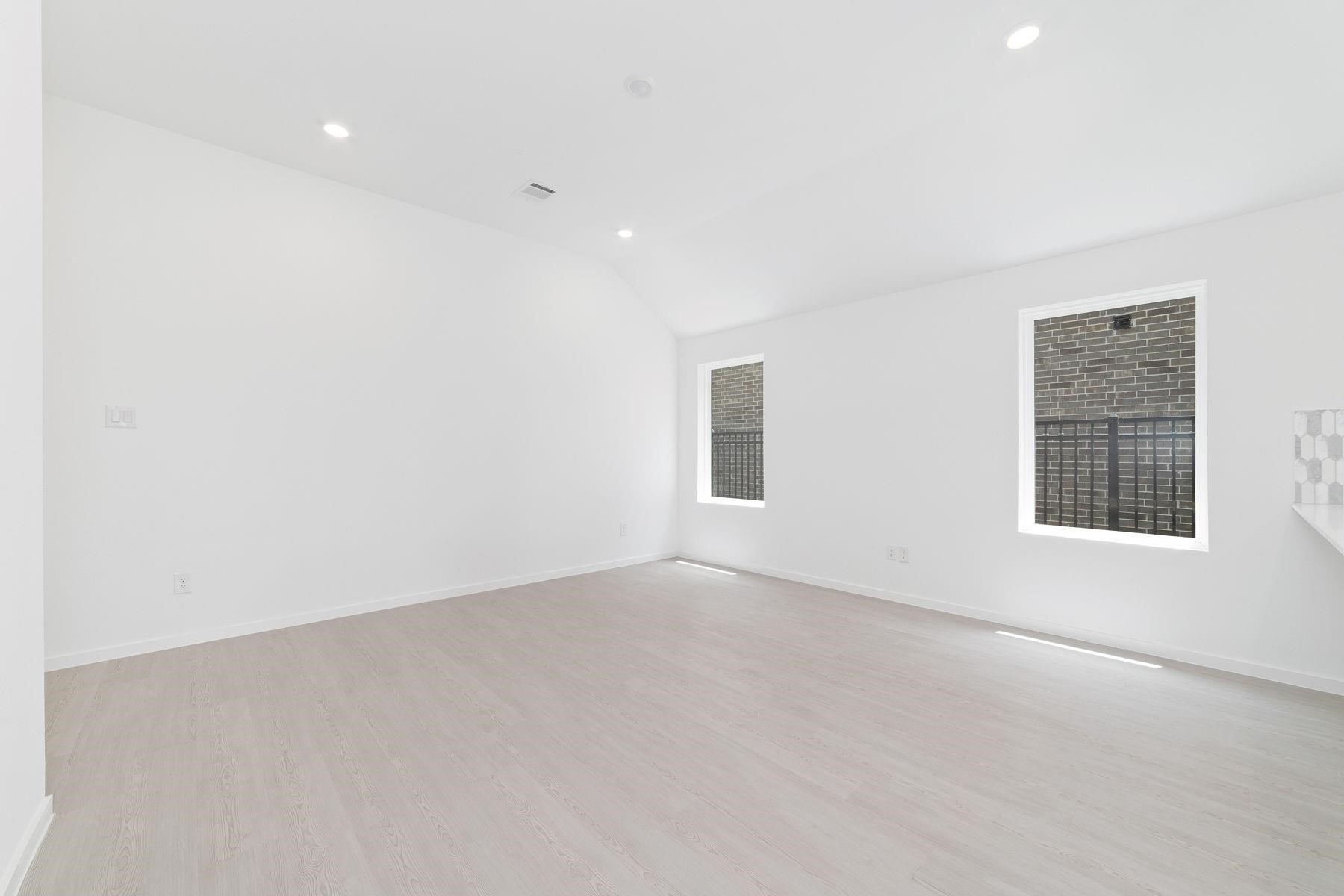 27619 Seascape Village Drive Property Photo 11