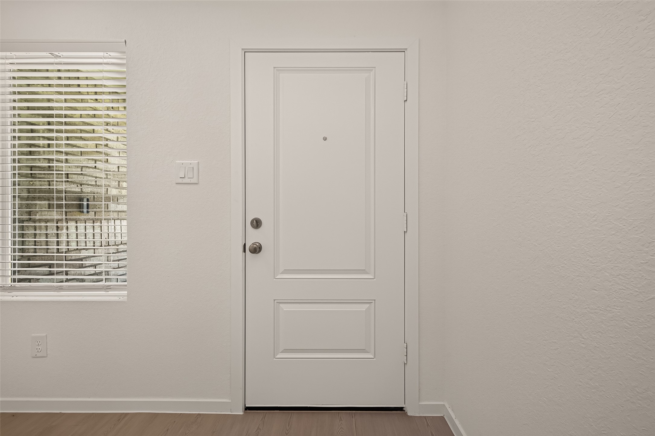 31338 Black Cherry Hollow Drive Property Photo 6