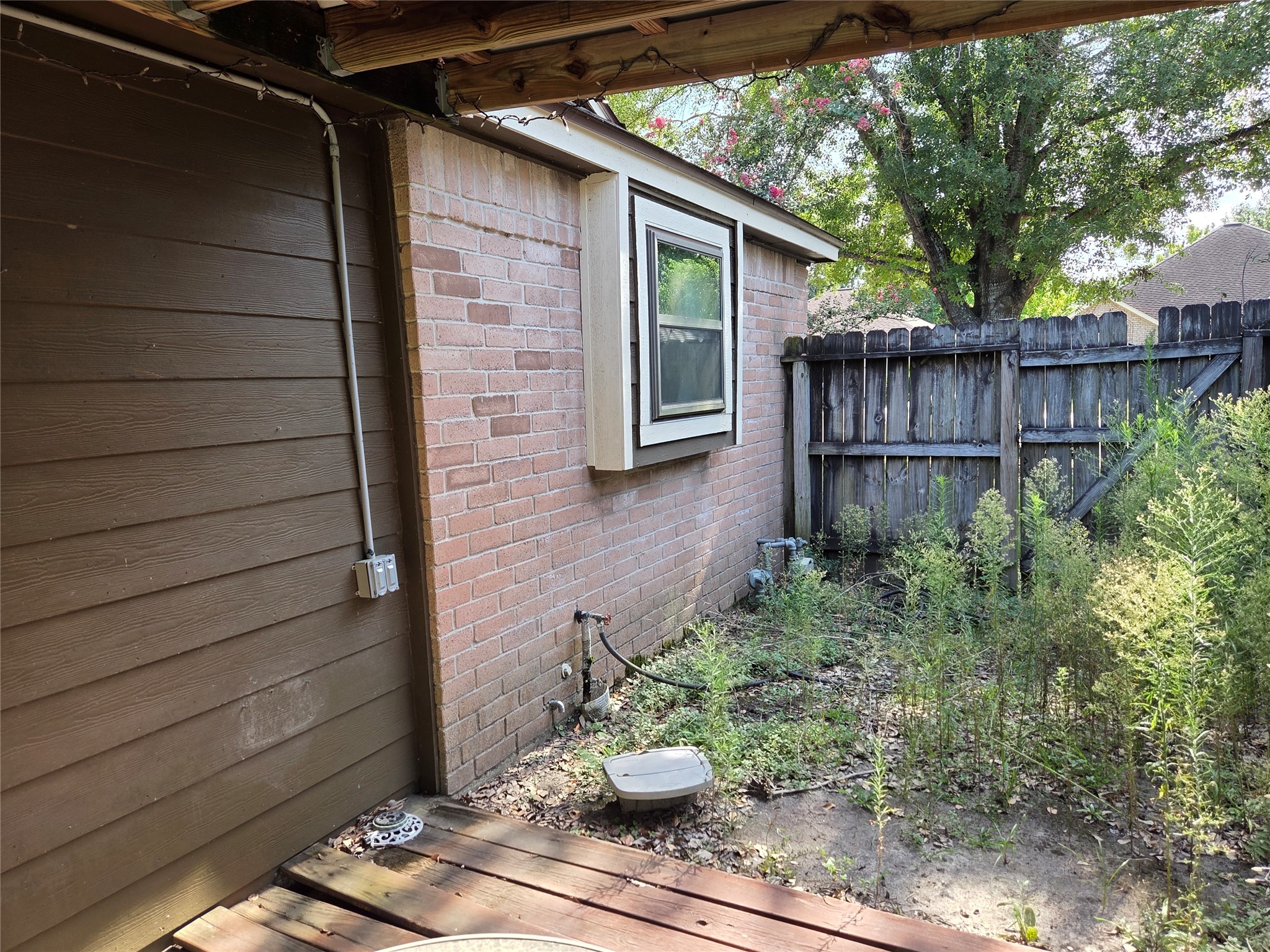 802 Hartman Drive Property Photo 3