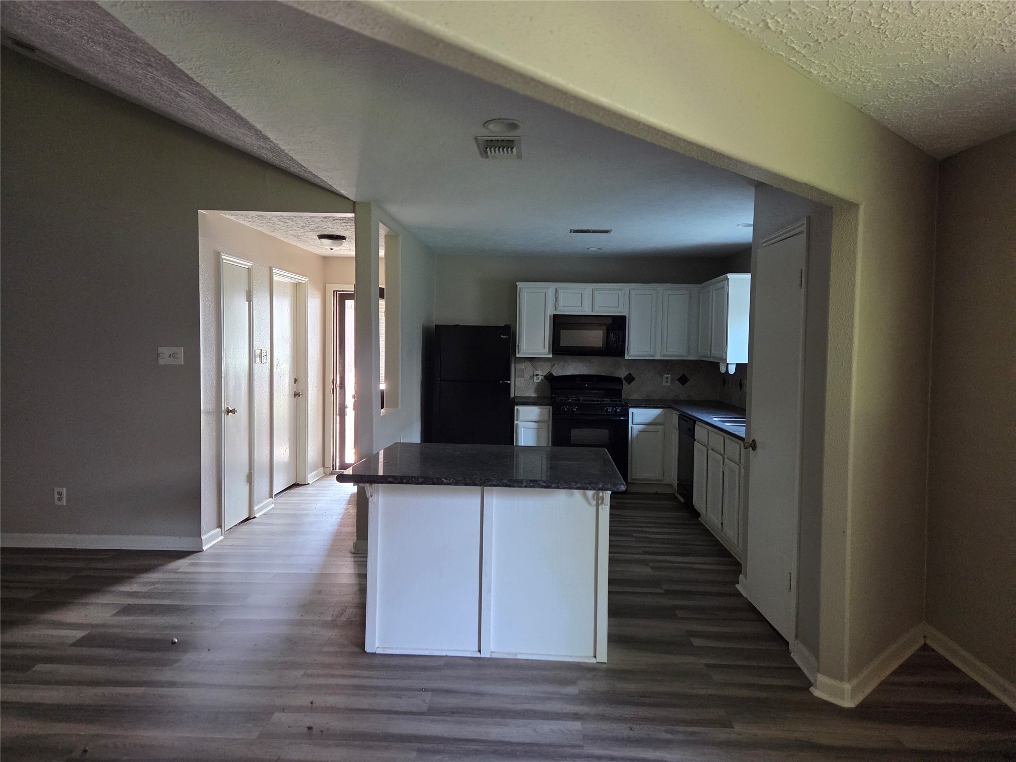 802 Hartman Drive Property Photo 8