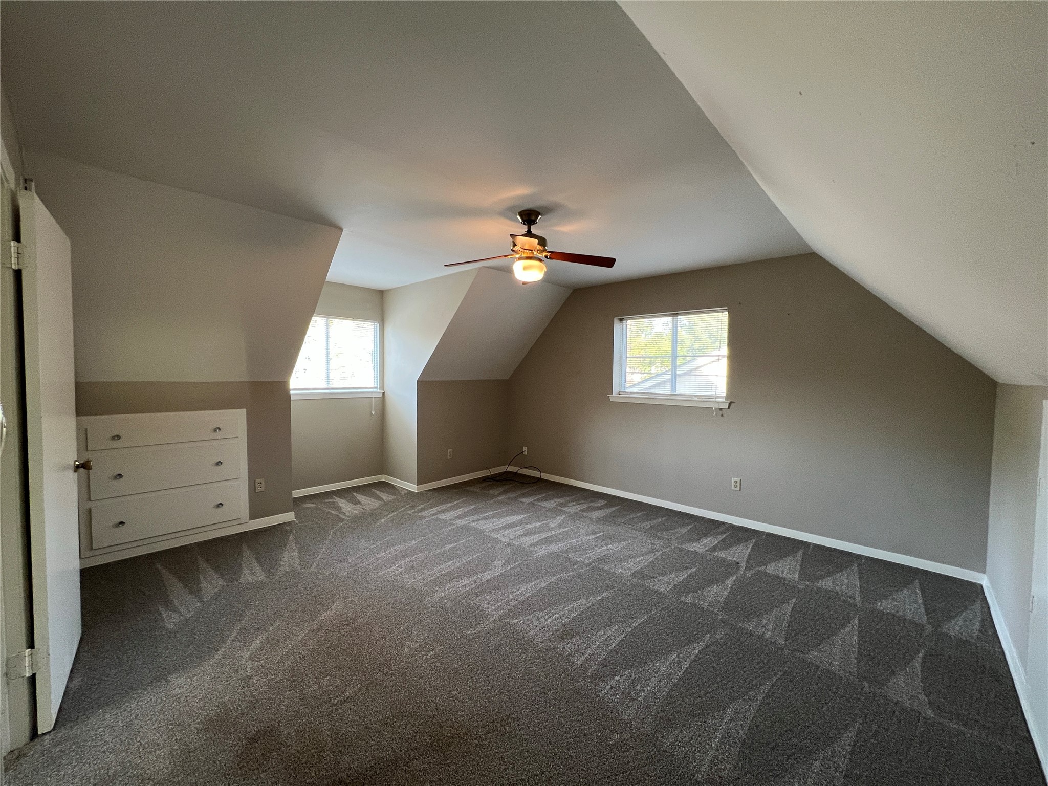 6 Little John Lane Property Photo 11