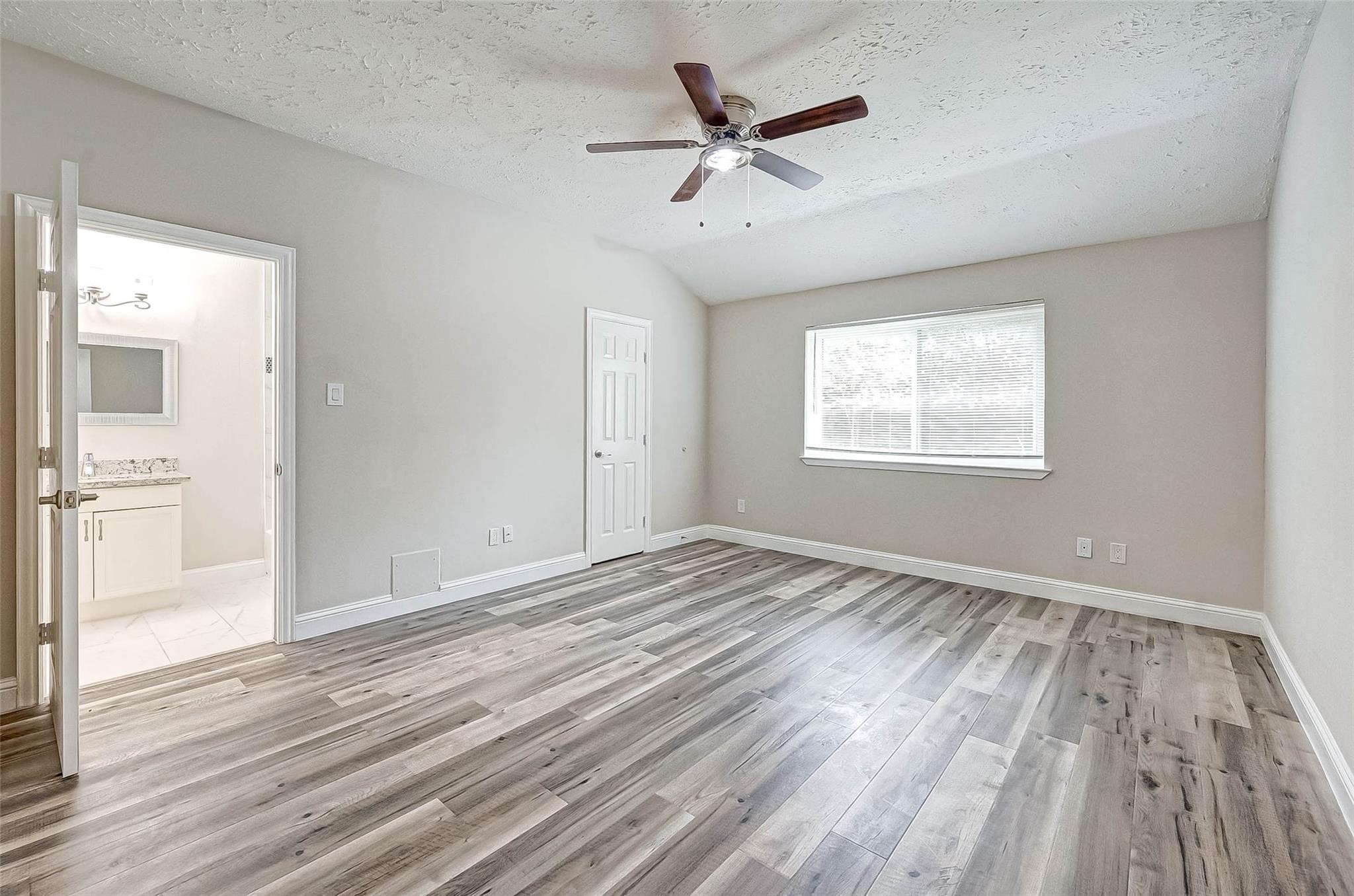 6802 Glenray Drive Property Photo 20