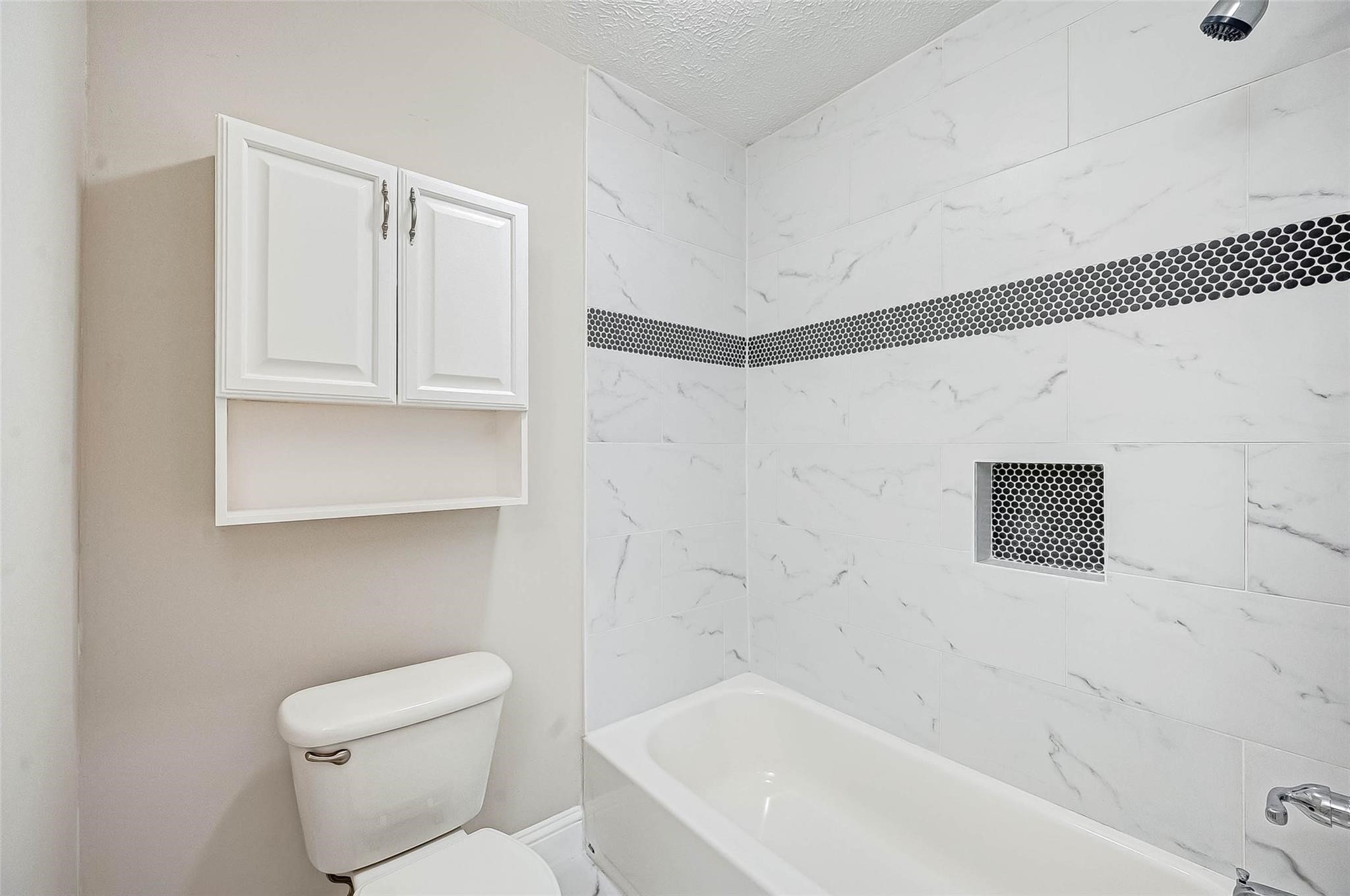 6802 Glenray Drive Property Photo 27