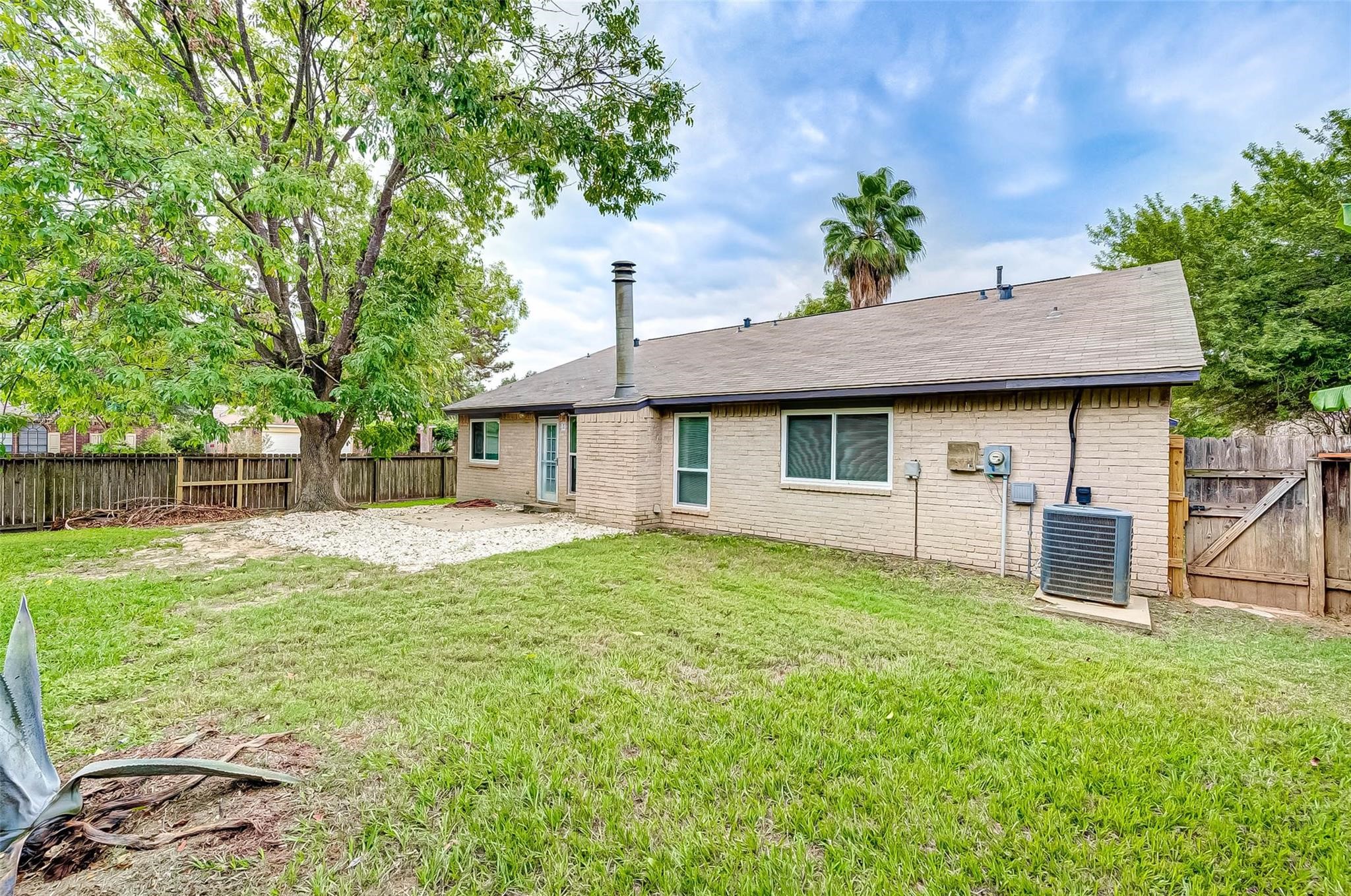 6802 Glenray Drive Property Photo 35
