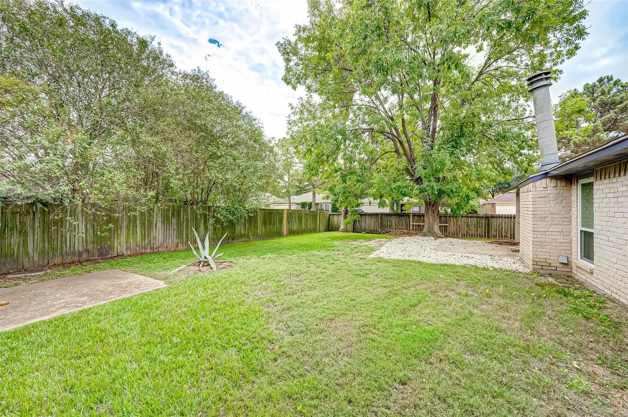 6802 Glenray Drive Property Photo 37