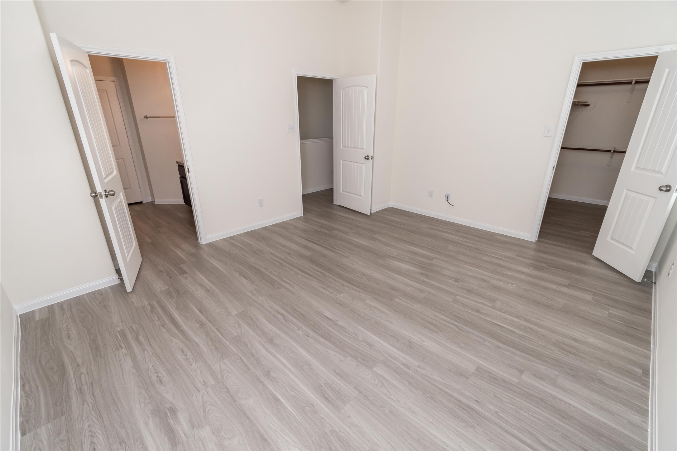 5406 Rio Ramos Street Property Photo 7