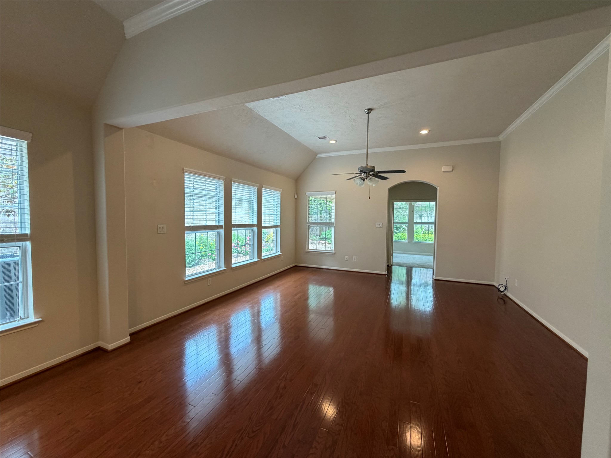 2405 Alamanni Drive Property Photo 13