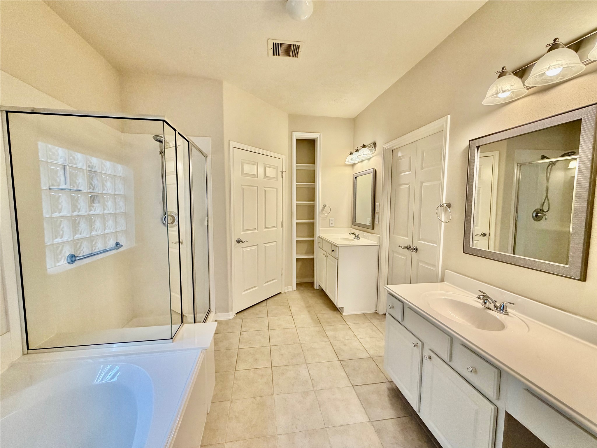 2405 Alamanni Drive Property Photo 15