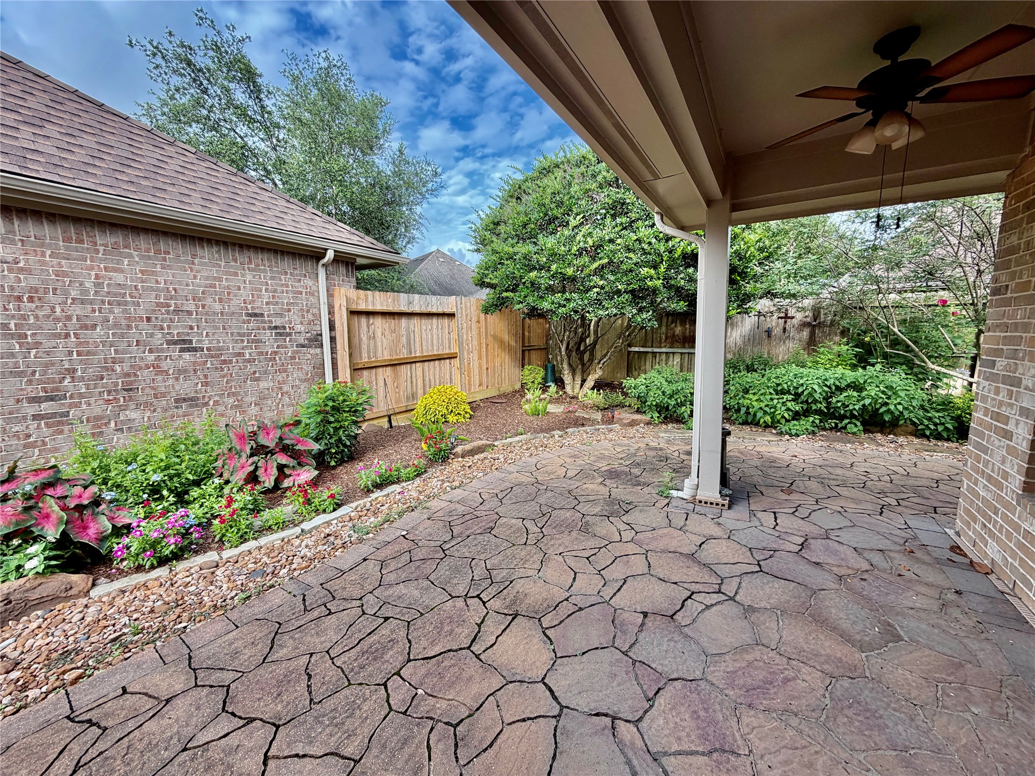 2405 Alamanni Drive Property Photo 23