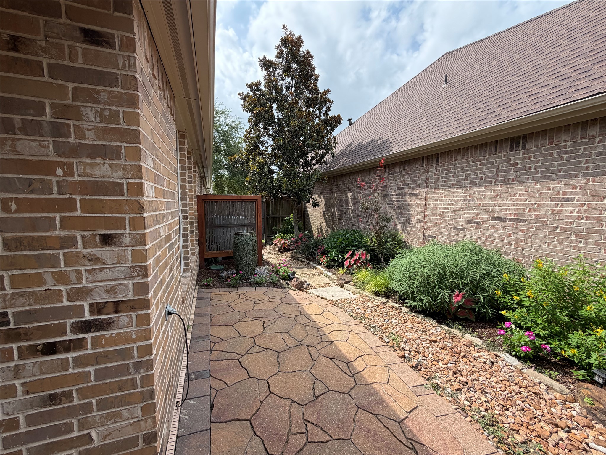2405 Alamanni Drive Property Photo 26