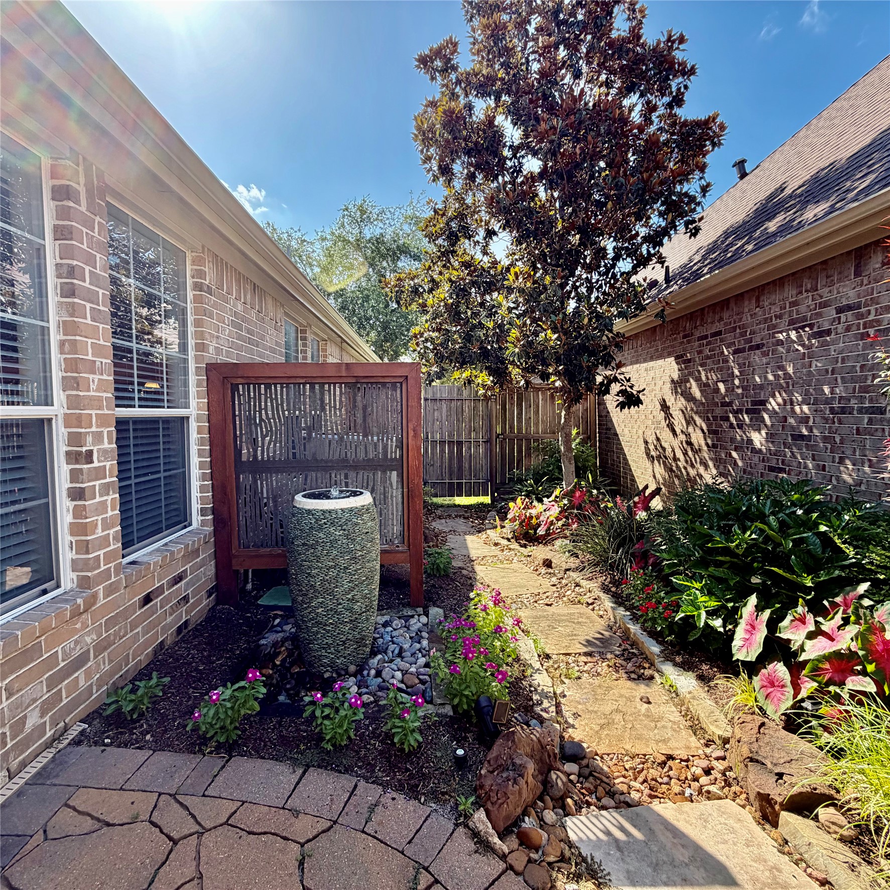 2405 Alamanni Drive Property Photo 27