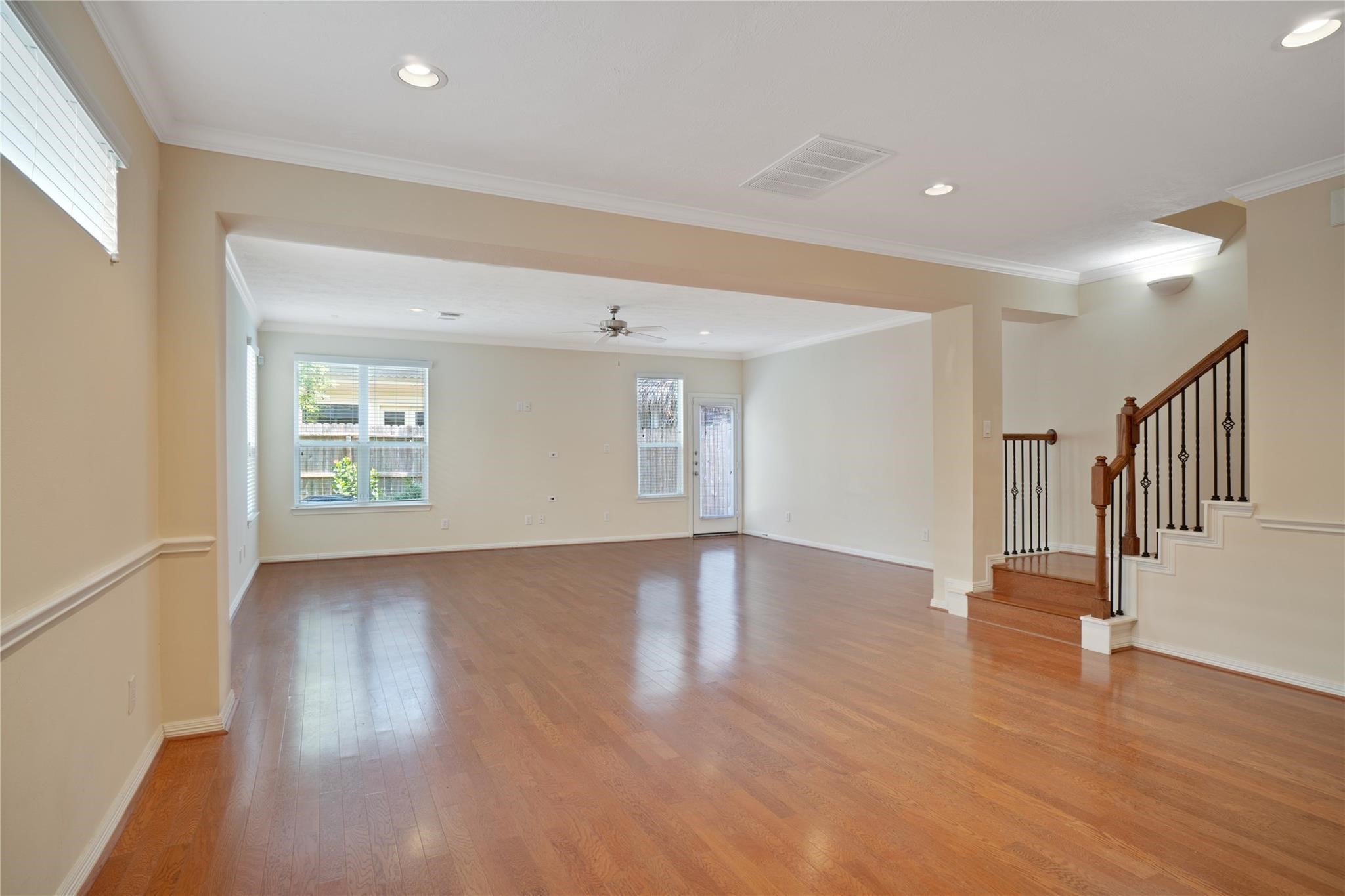 5420 Petty Street Property Photo 4