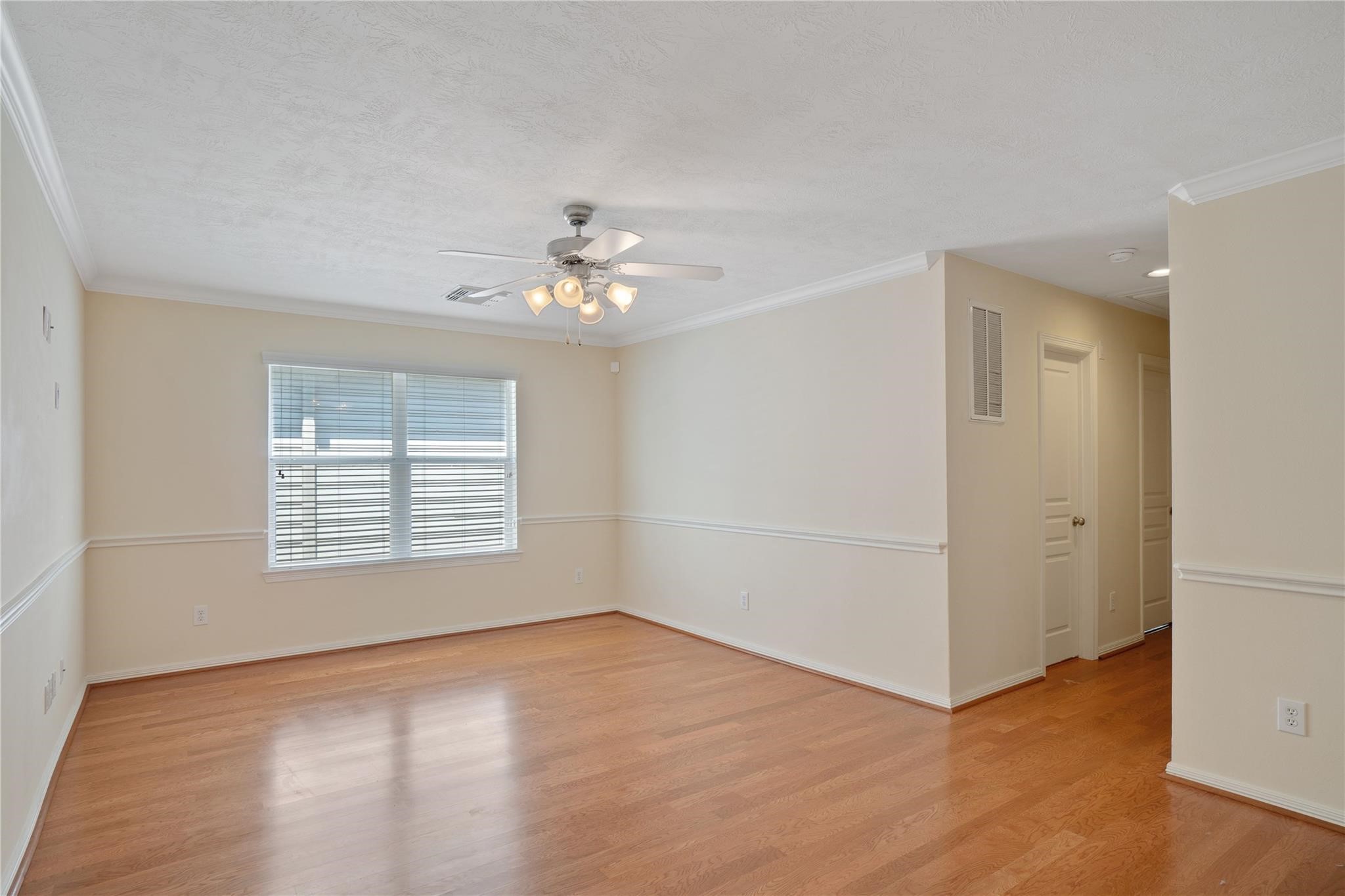 5420 Petty Street Property Photo 11