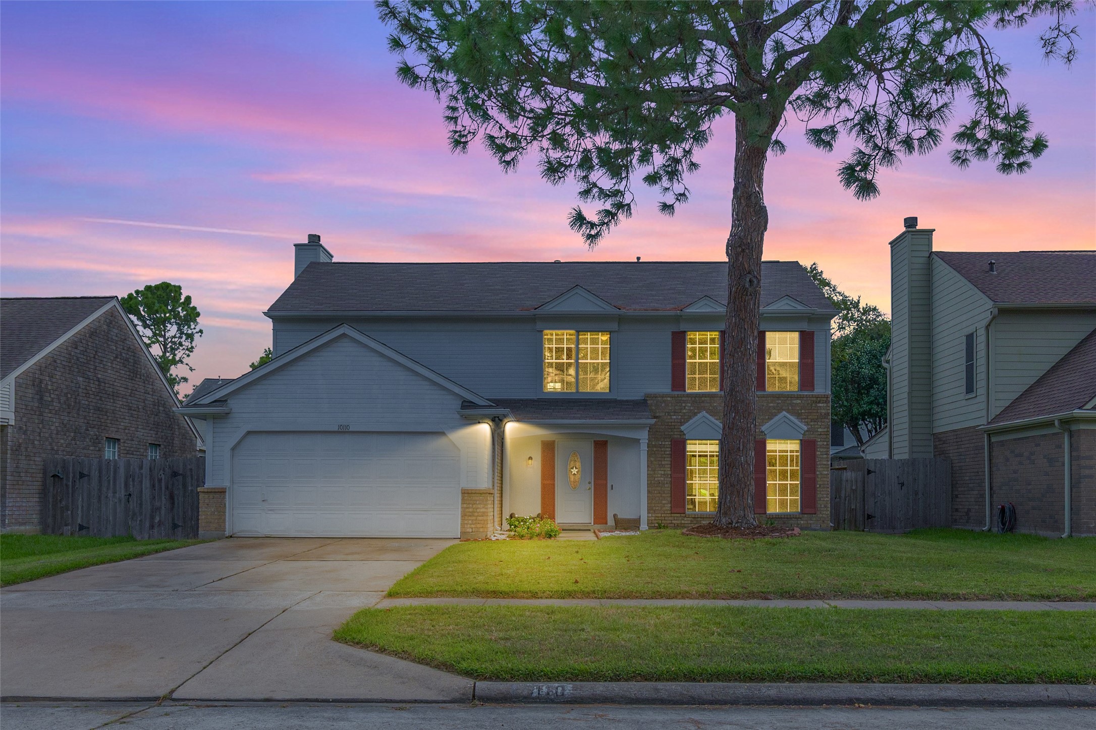 10110 Red Wolf Lane Property Photo