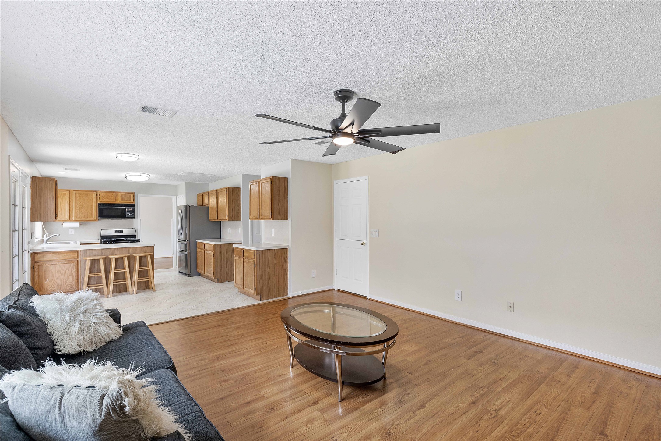 10110 Red Wolf Lane Property Photo 10