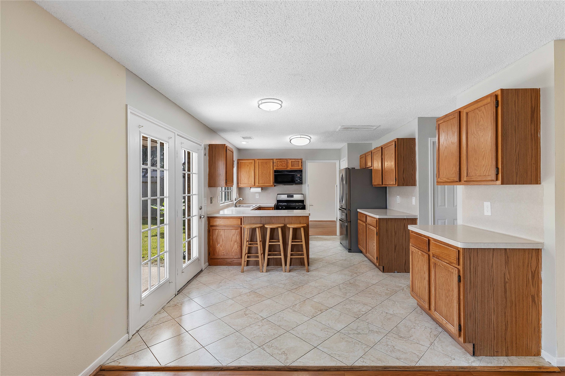 10110 Red Wolf Lane Property Photo 12