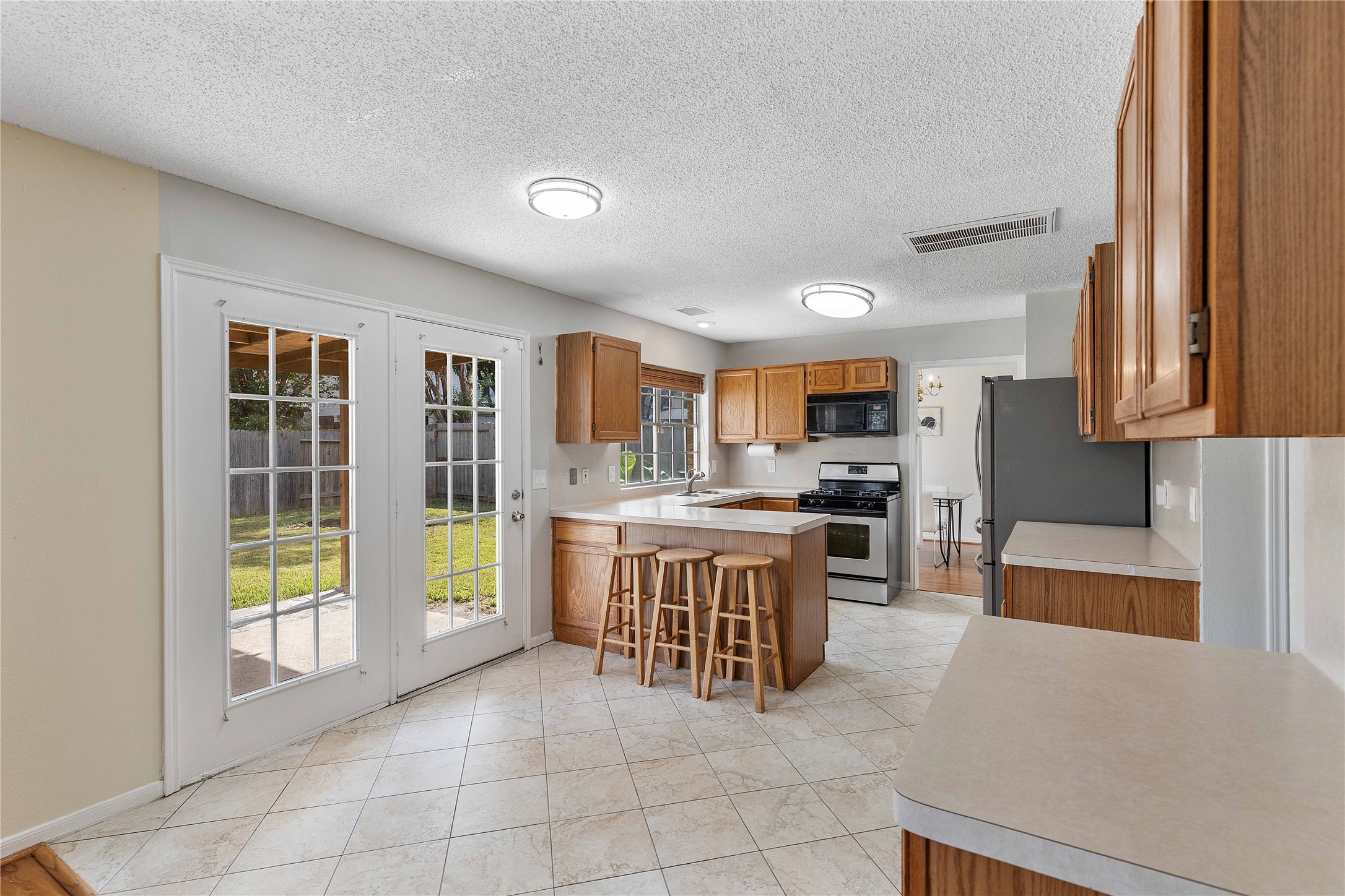 10110 Red Wolf Lane Property Photo 13