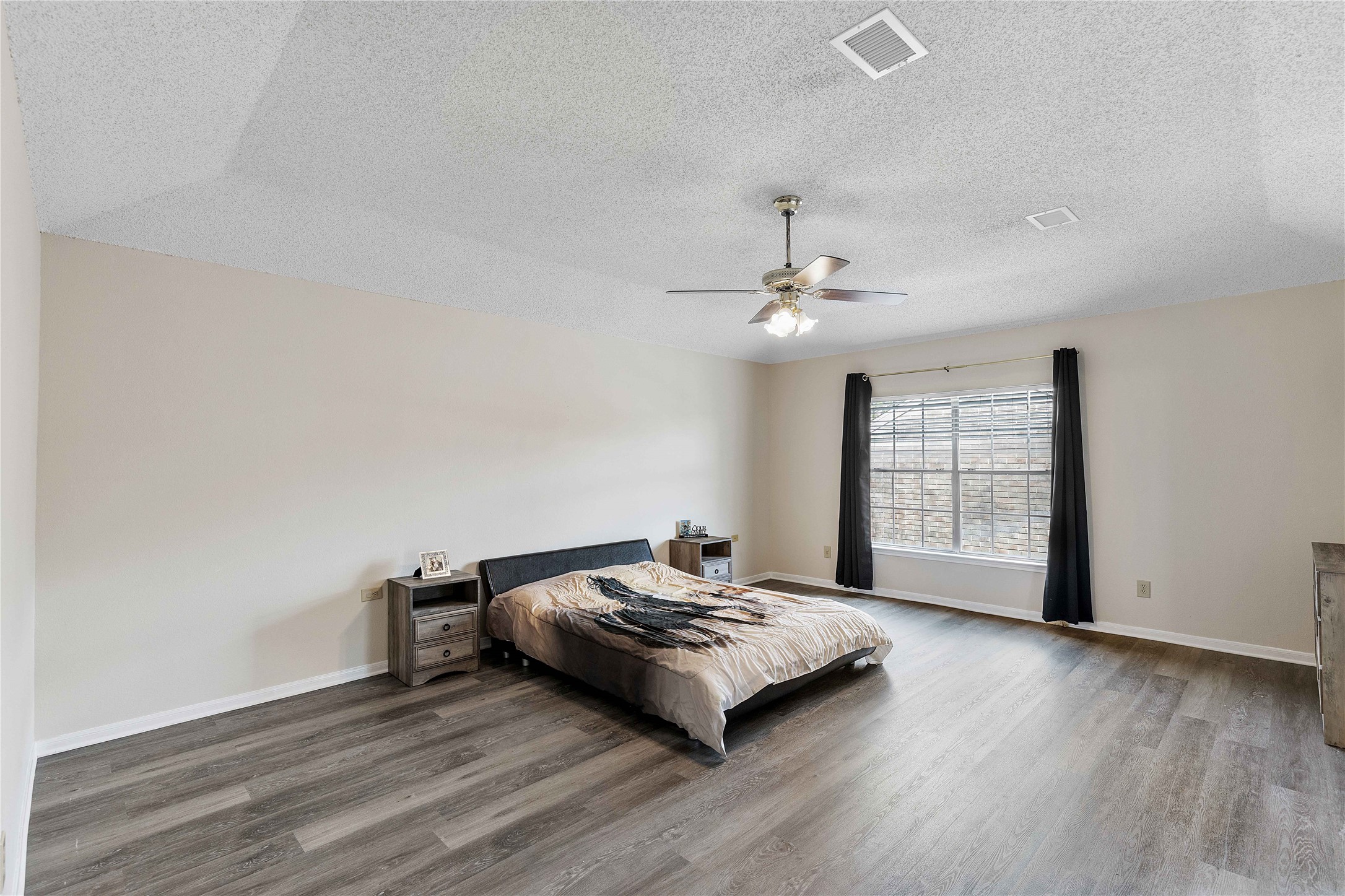 10110 Red Wolf Lane Property Photo 23