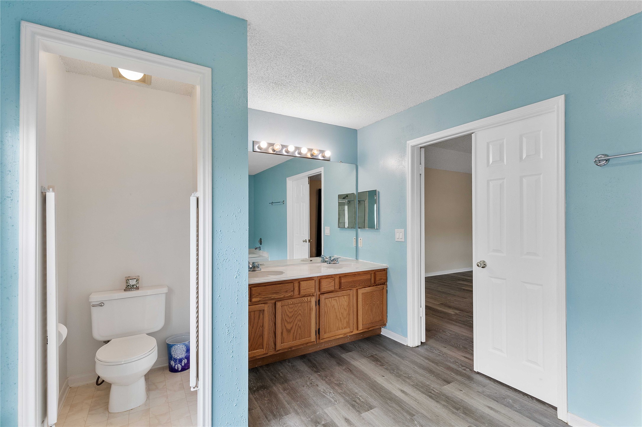 10110 Red Wolf Lane Property Photo 26