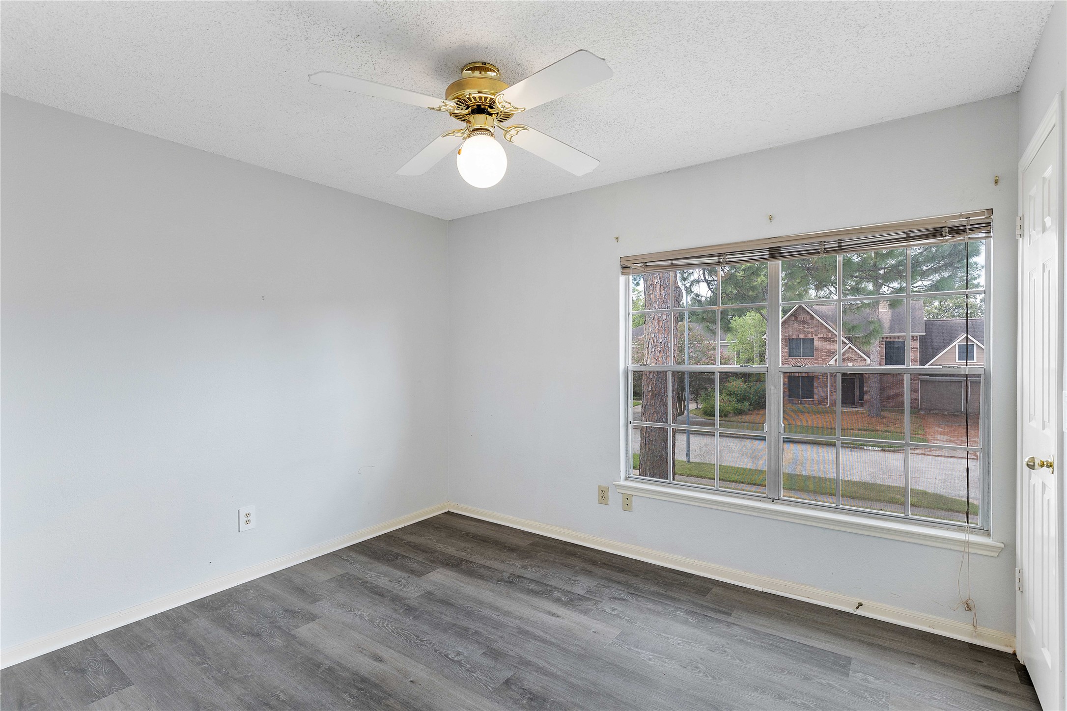 10110 Red Wolf Lane Property Photo 28