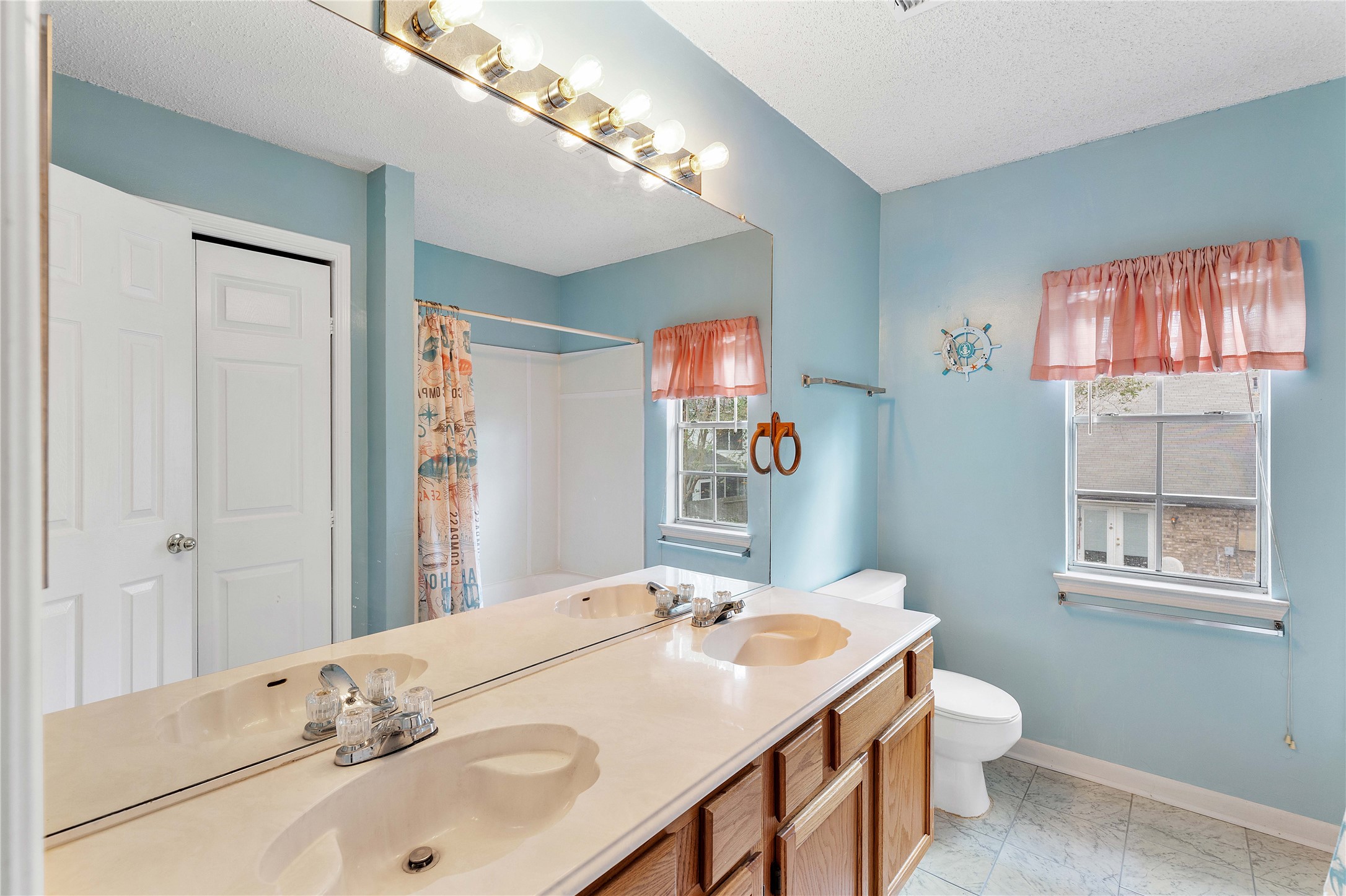 10110 Red Wolf Lane Property Photo 30