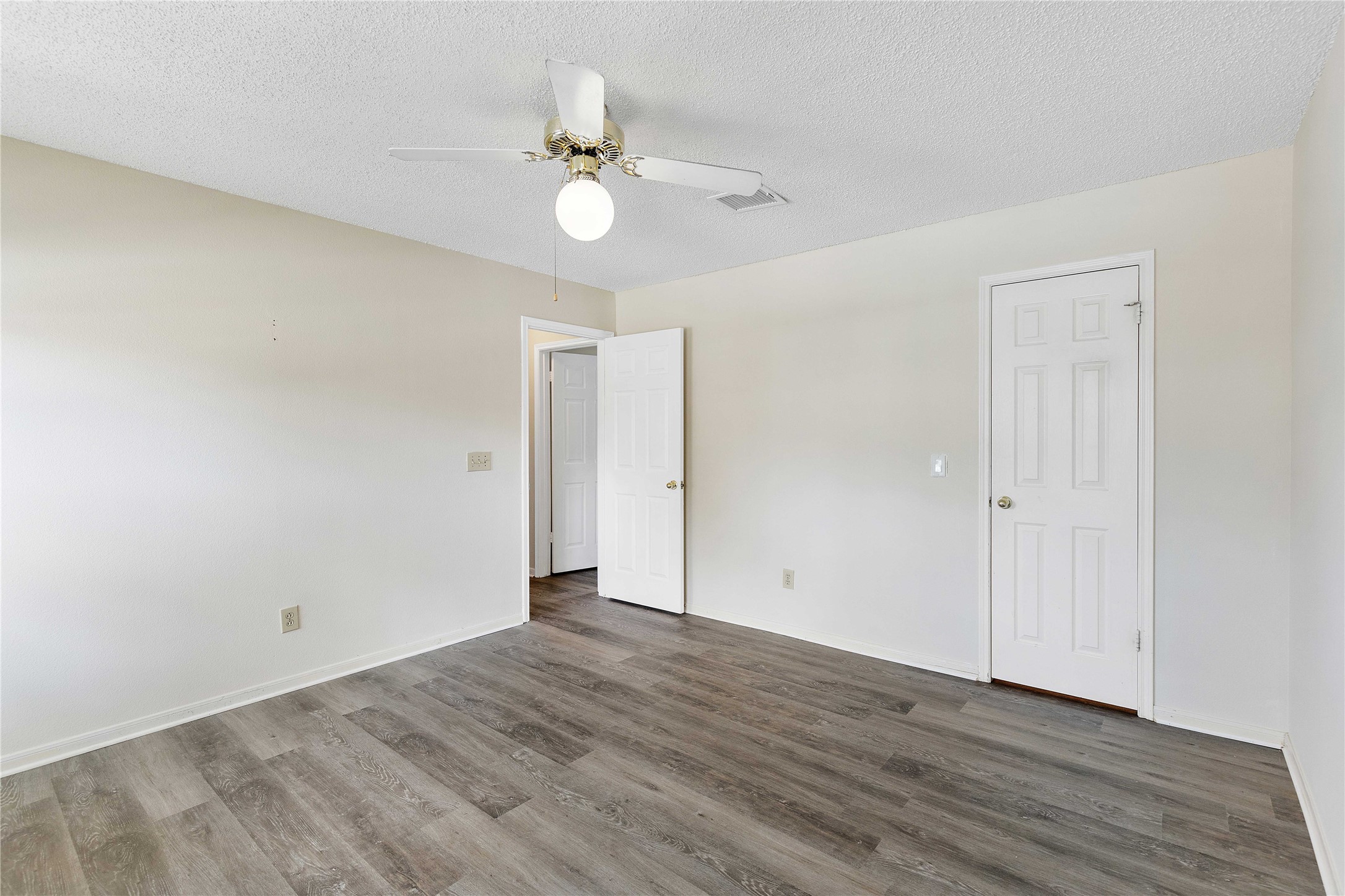 10110 Red Wolf Lane Property Photo 35
