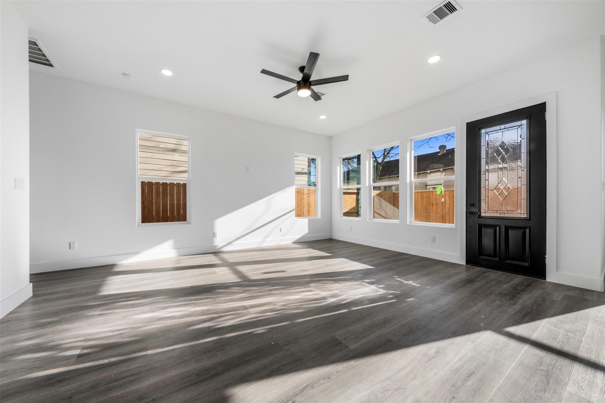 1310 Duff Lane Property Photo 18
