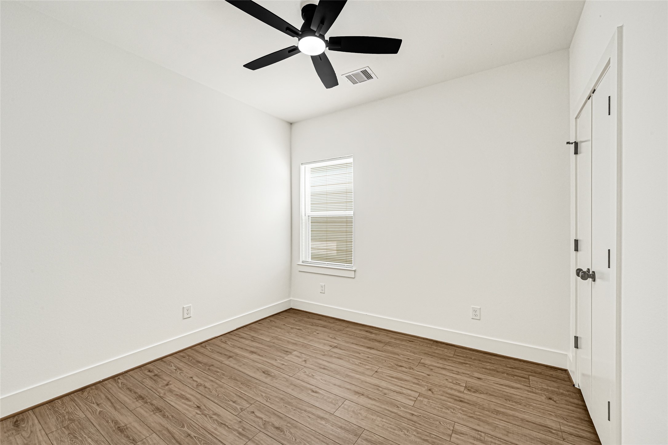 409 Calloway St A Property Photo 17