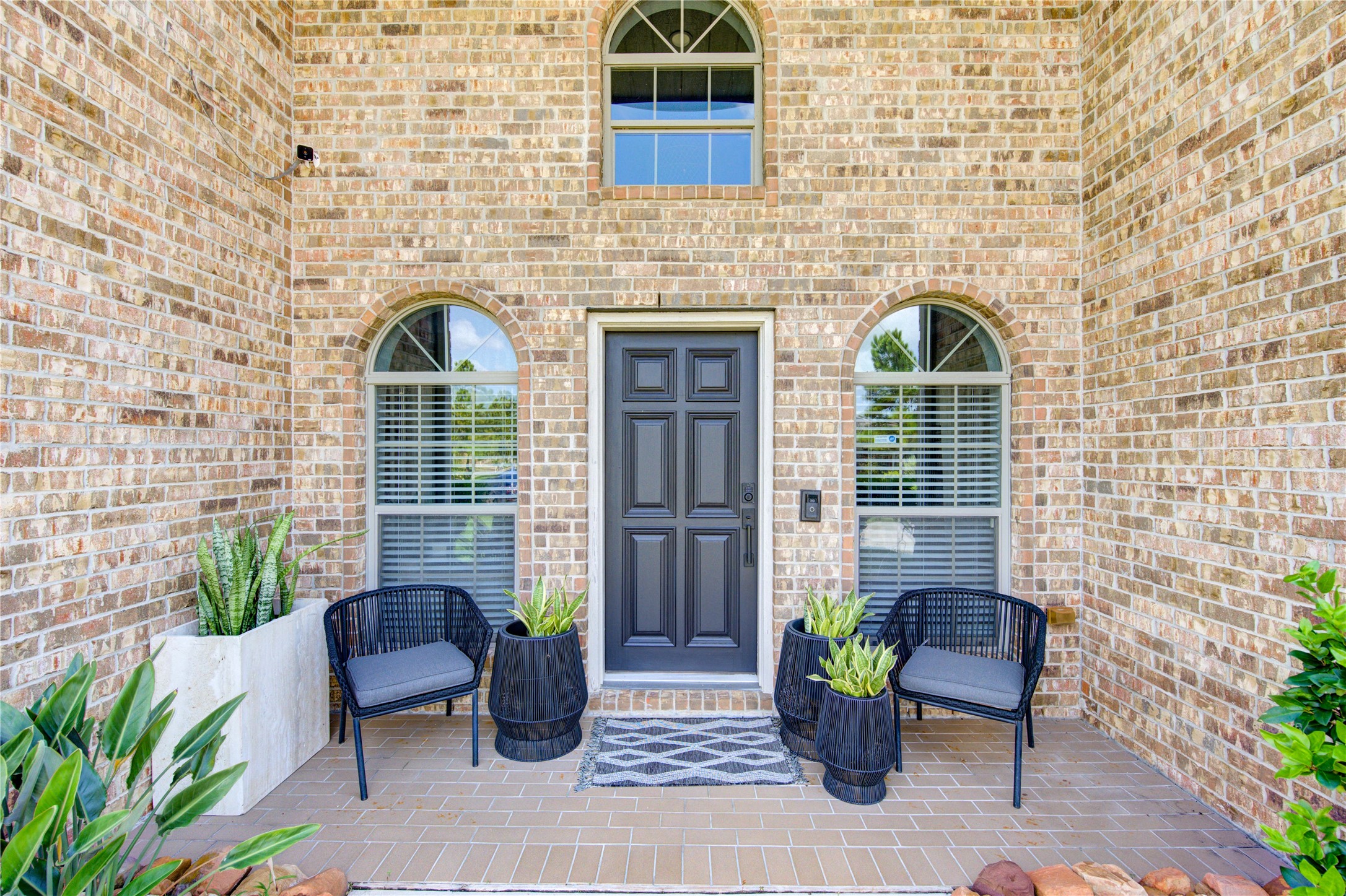 6627 Marble Falls Lane Property Photo 2